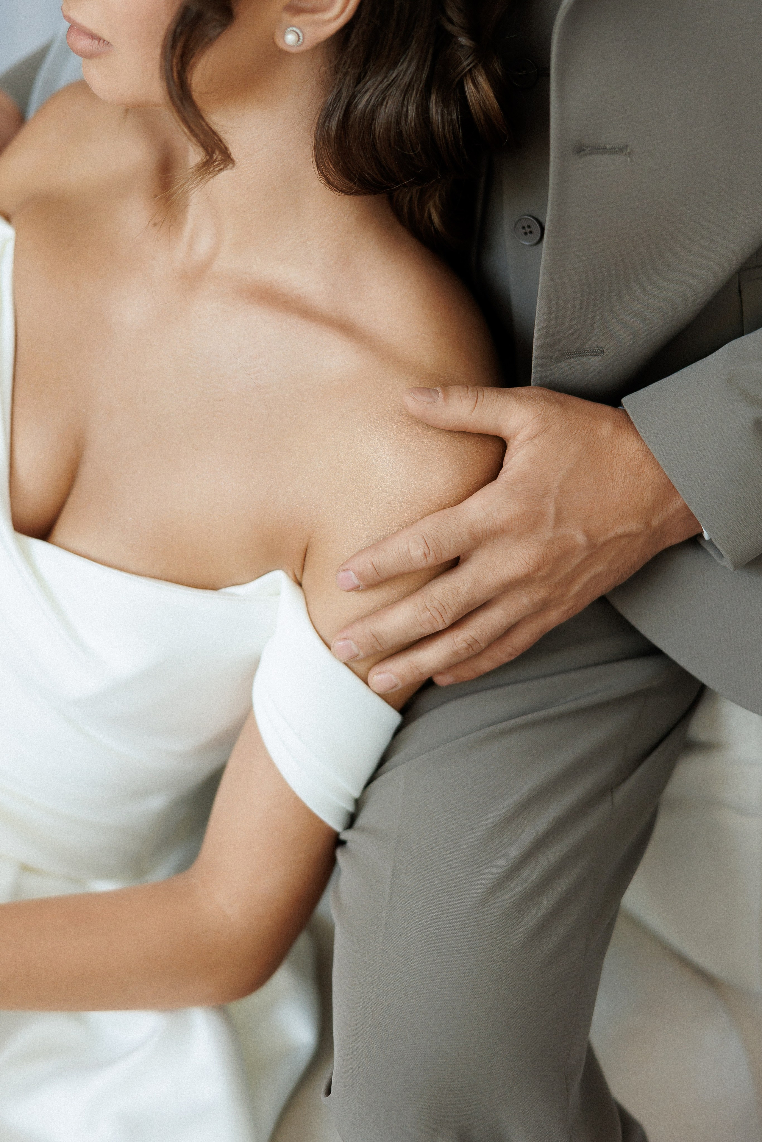 Eugen & Livia — Grand Elysee — Wedding Day. Servicii Foto și Video 067188353