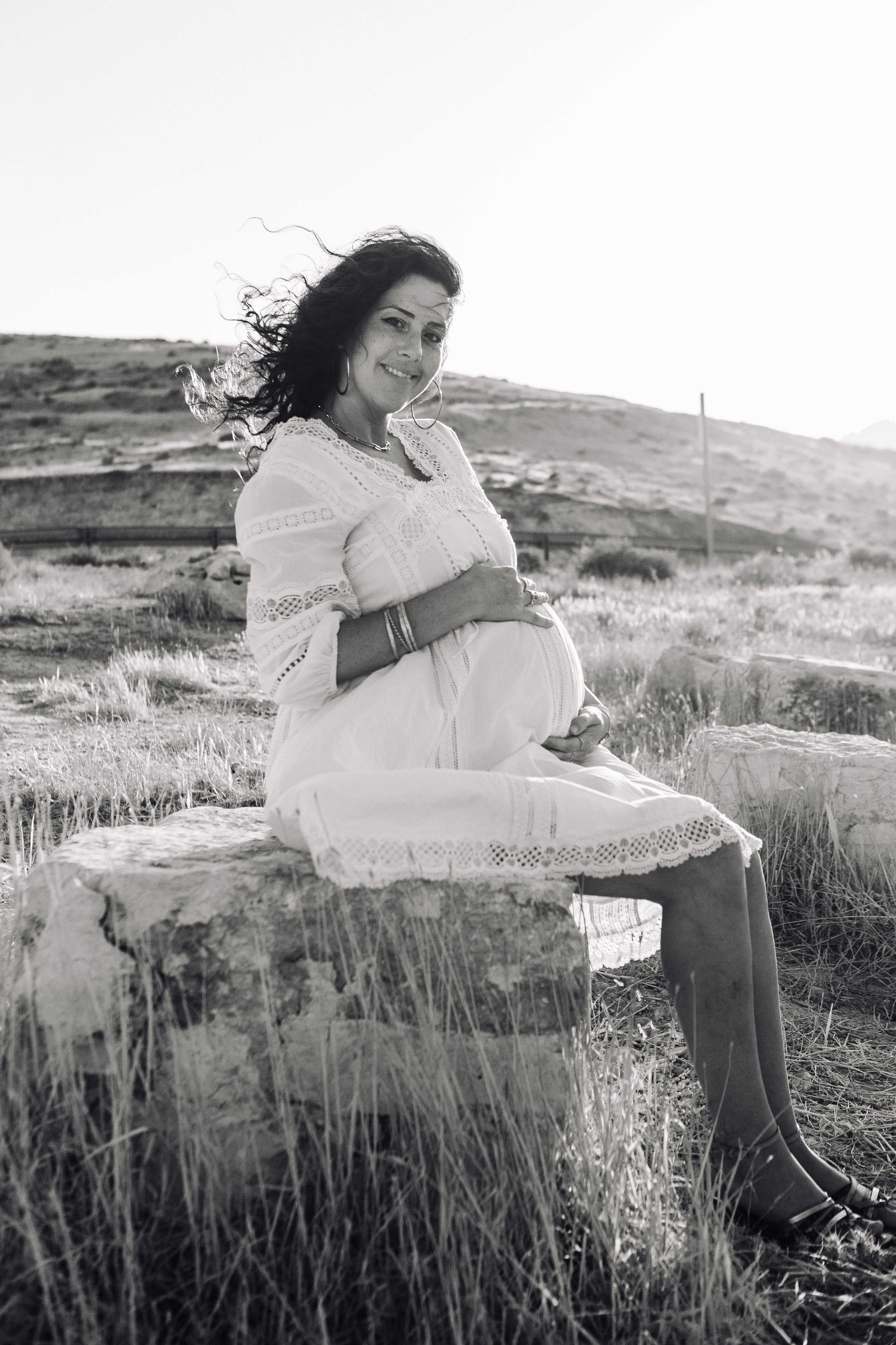 PREGNANT PHOTOSESSION IN THE DESERT. PHOTOGRAPHER IN ISRAEL