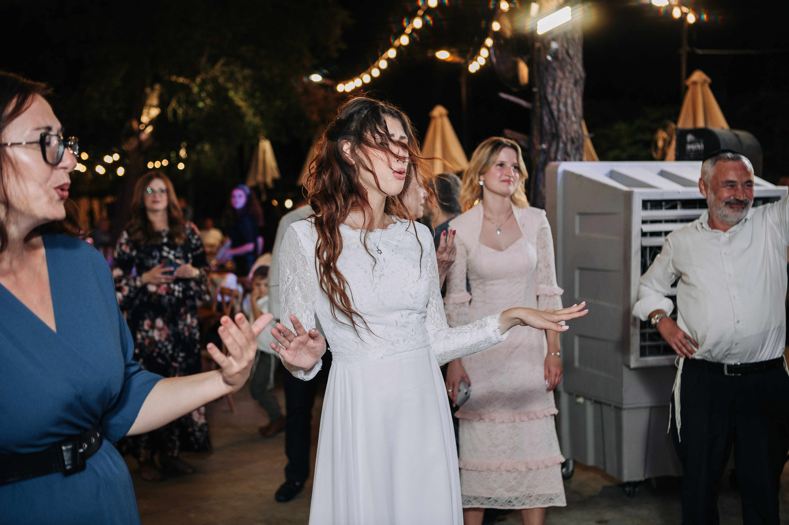 WEDDING OUT OF CITY. PHOTOGRAPHER IN ISRAEL