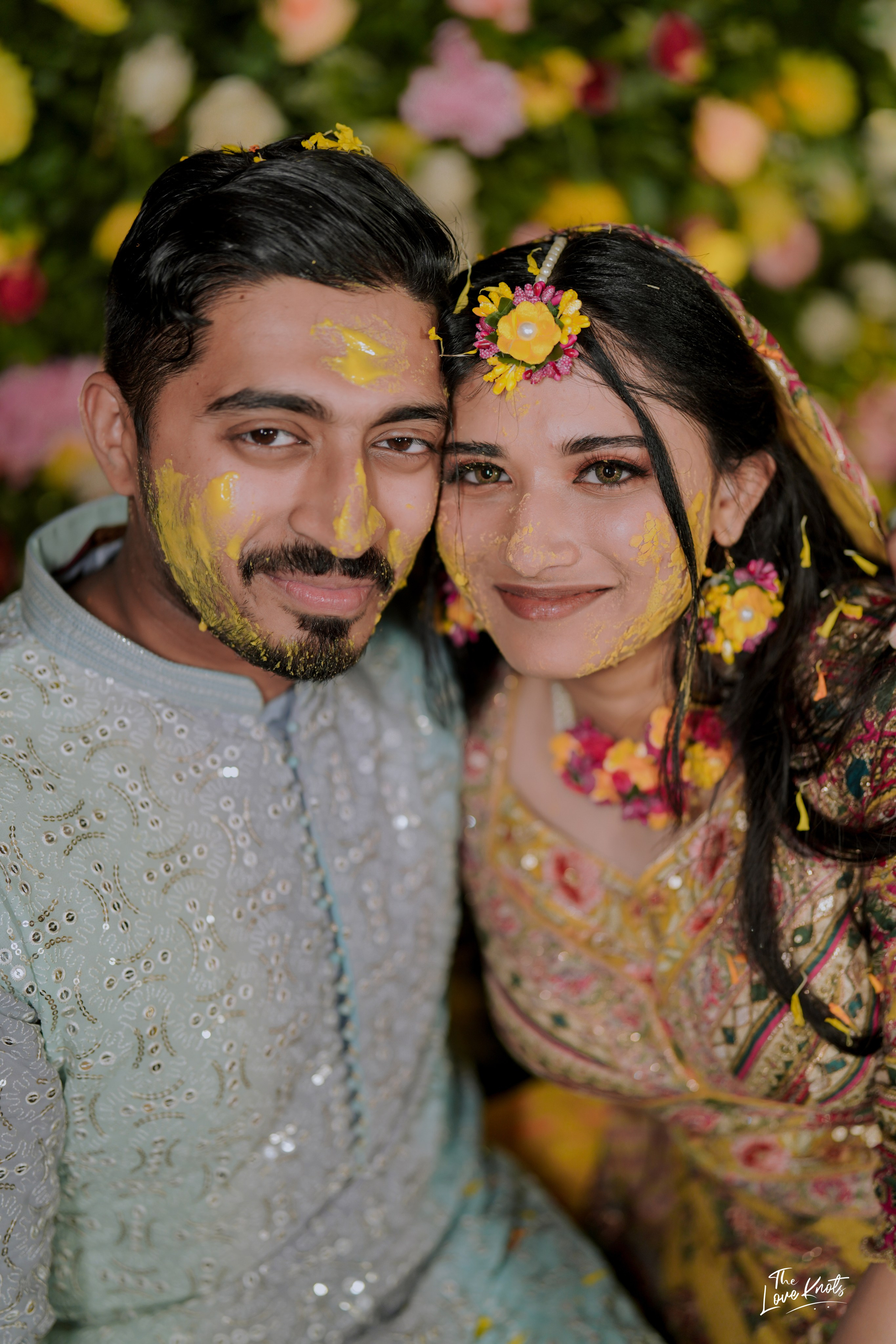 SHAHANA. Theloveknots