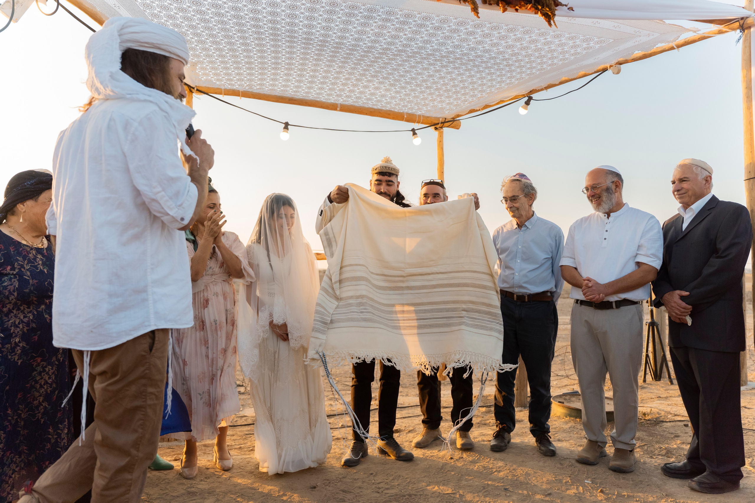 אביה ואחיה. יוסף מזרחי צילום חתונה, ברית וזוגיות. צלם מקצועי שאוהב להוציא אתכם הכי יפים ברגעים הכי מרגשים