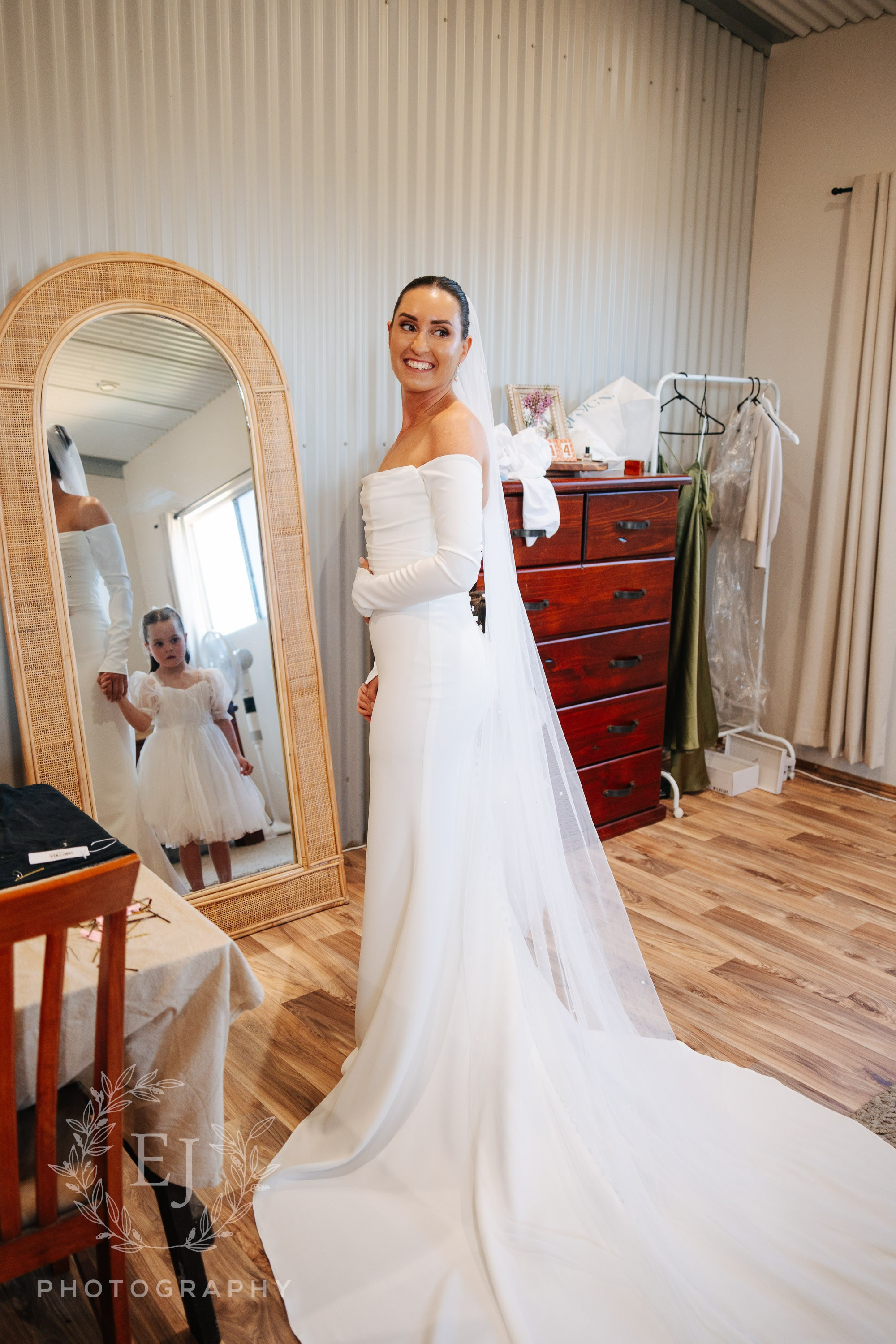 Amie & Jamie — Emu Creek Gardens, Geraldton. Emma Joy Photography