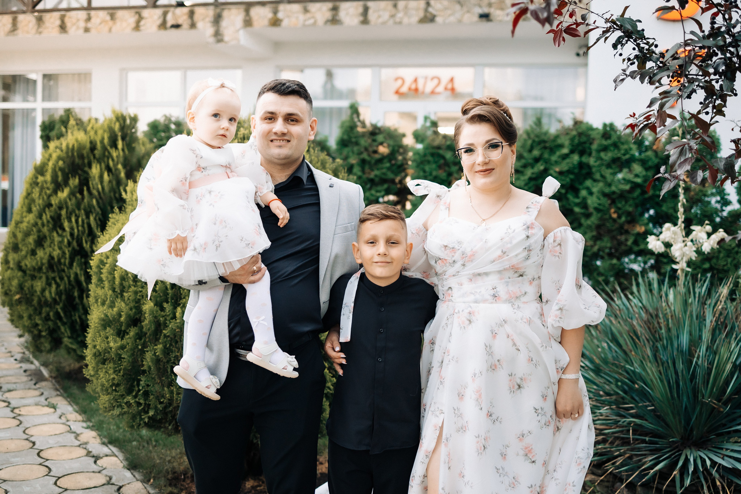 Marius & Amelia. Fotograful evenimentului tău