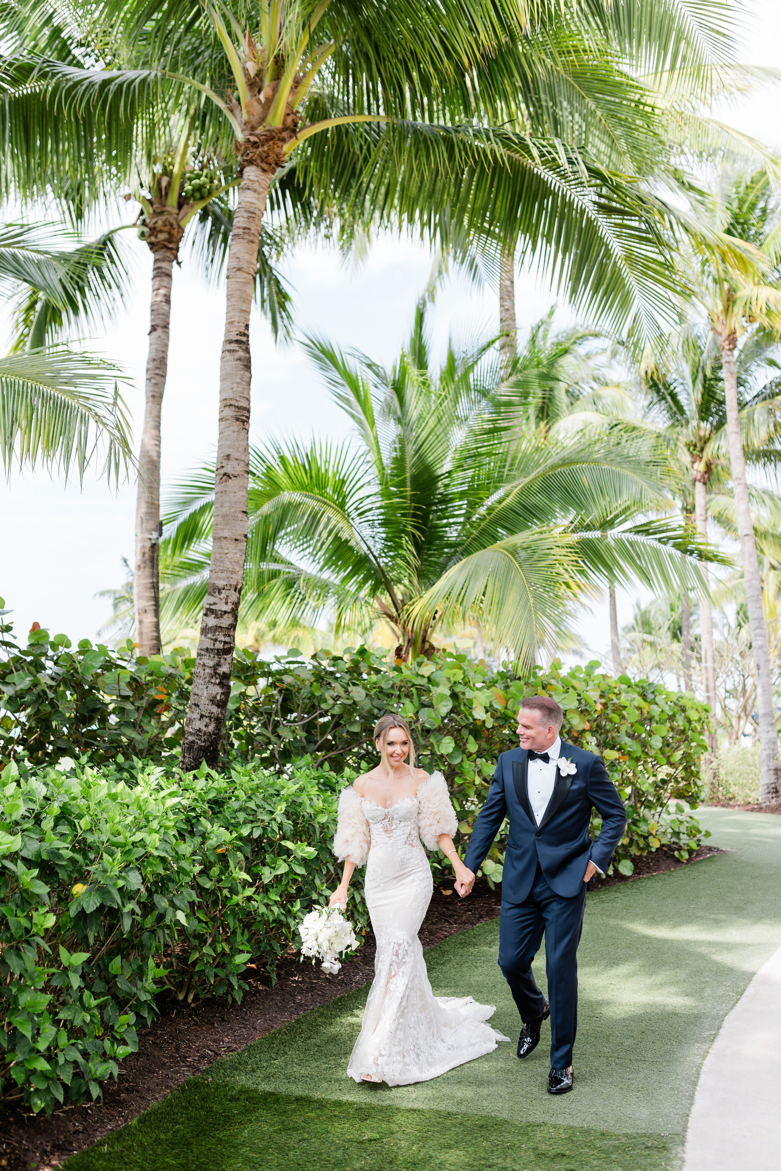 Diana and Filippe Bahamas Wedding. Family and Event photographer in Homestead and Miami areas of Florida