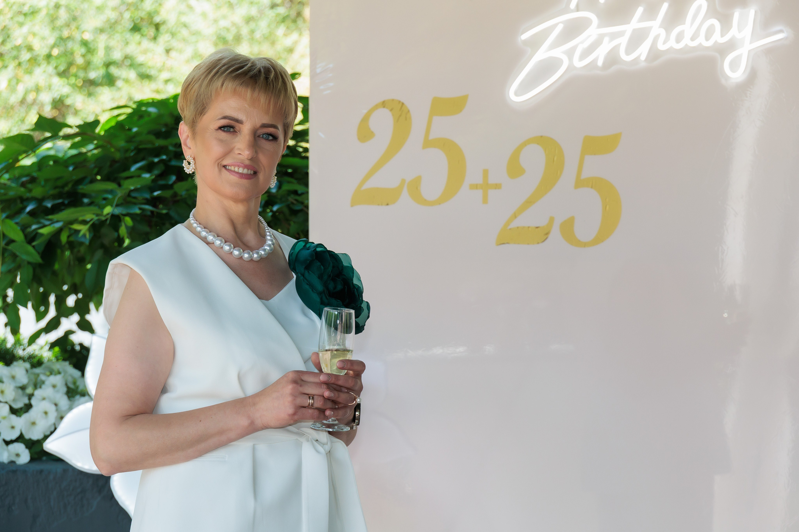 Violeta 25+25. ✔️ Фото Видео на свадьбы и крестины Молдова — Cinematic.md