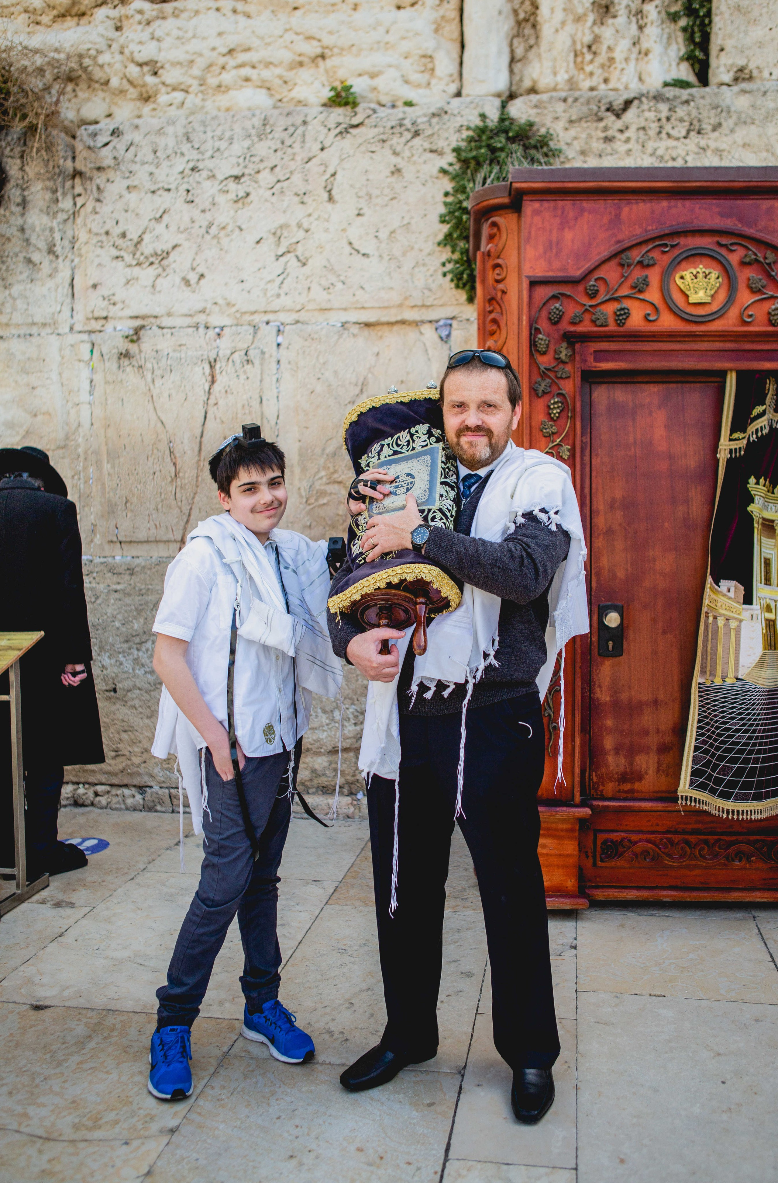 BAR MITZVAH + PHOTOSESSION IN OLD JERUSALEM. Https://shi-photo.com/