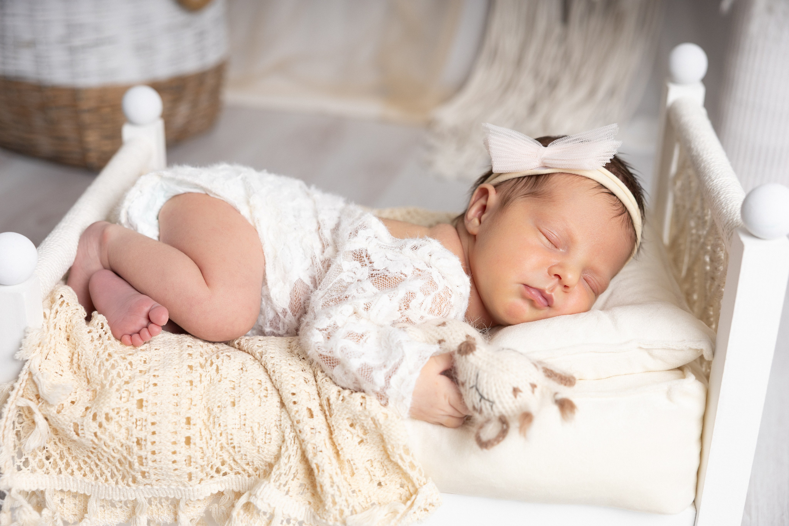 První dny života. Rodinná, těhotenská, newborn a lifestyle fotografka v Písku Oxana Telupilova