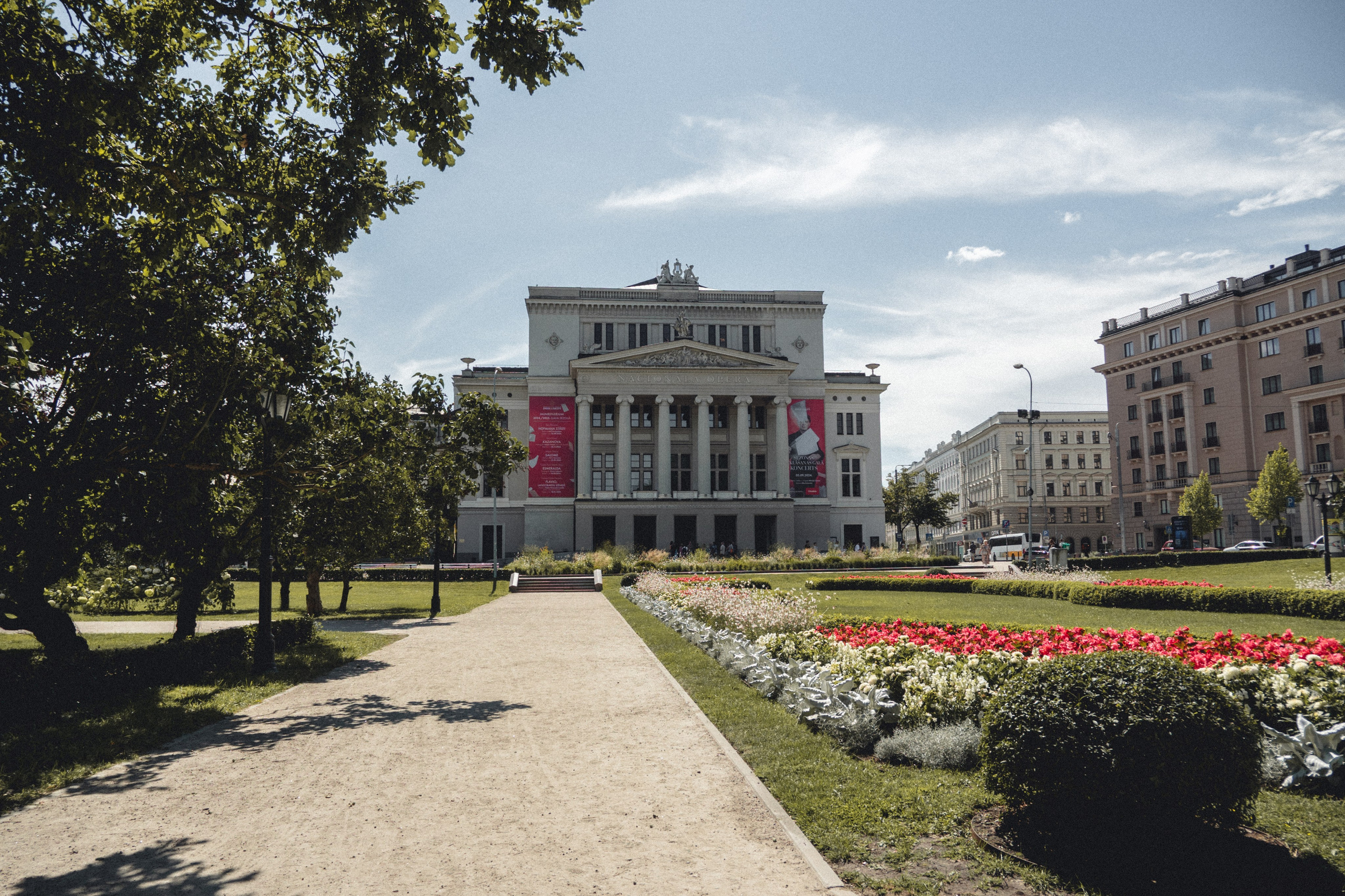 Voyage à Riga. Photographe sur Cote d’Azur. Portraits de familles, couples, enfants, événements