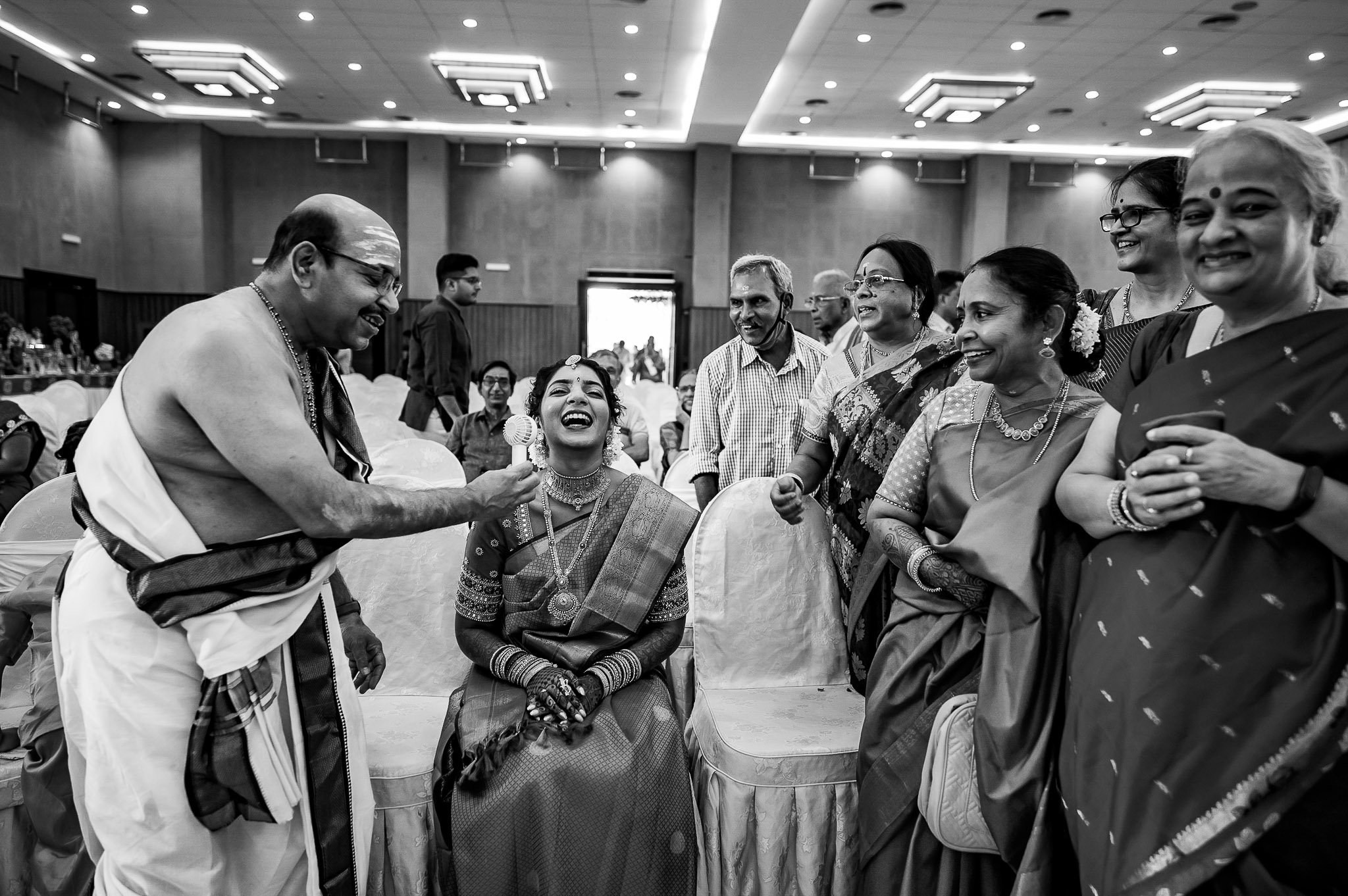 Candid TamBrahm Wedding Photography: Four Points by Sheraton Mahabalipuram