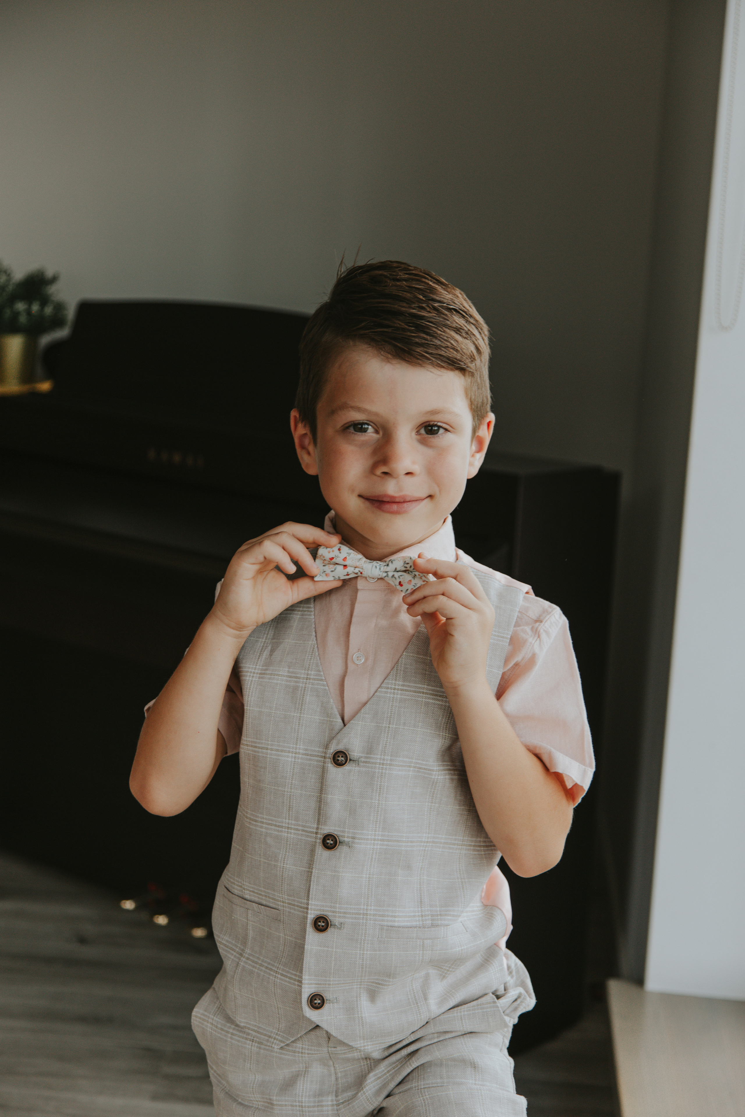 Kryachovs. Wedding, family and portrait photographer in Portland