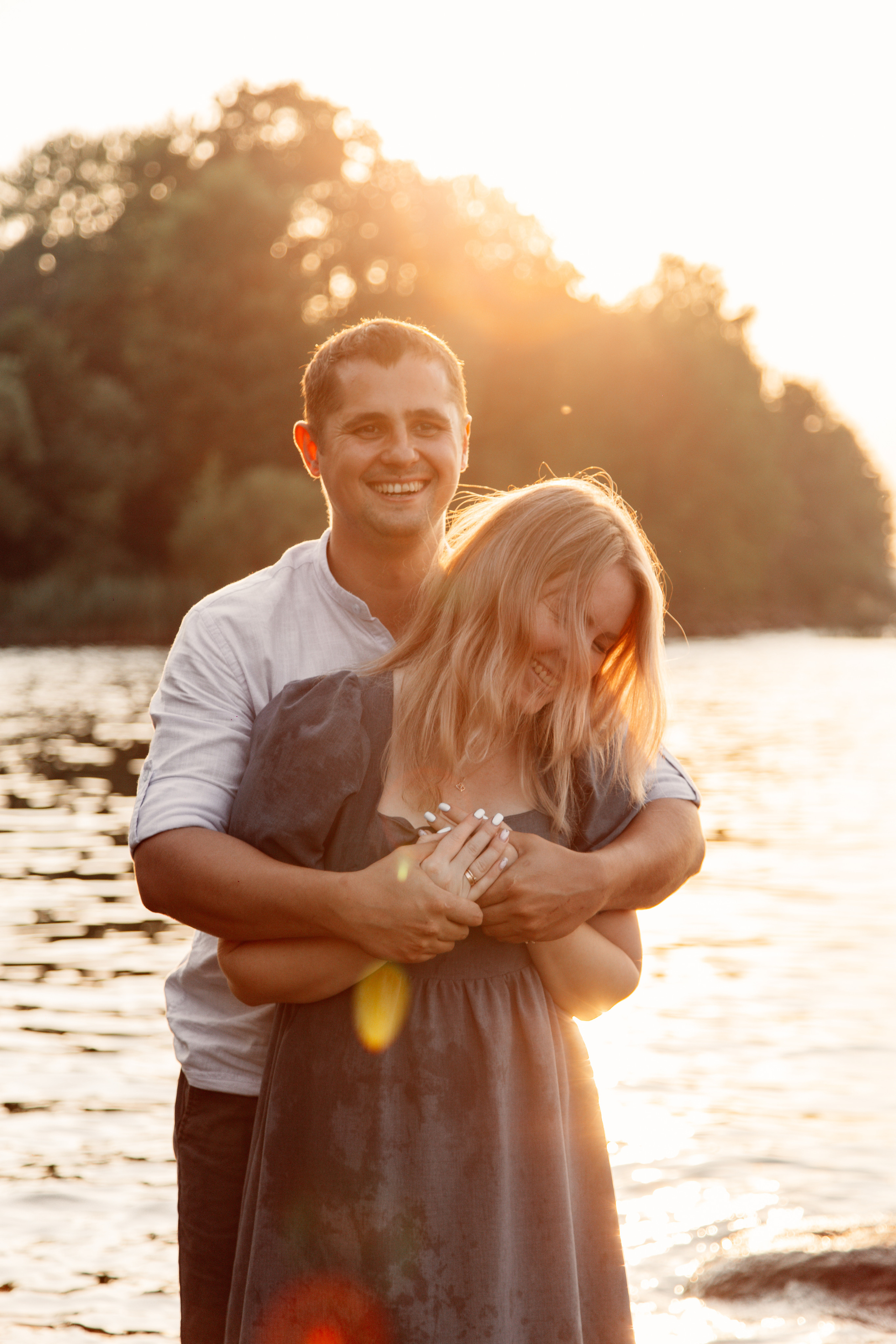 Zhivolup. Wedding, family and portrait photographer in Portland