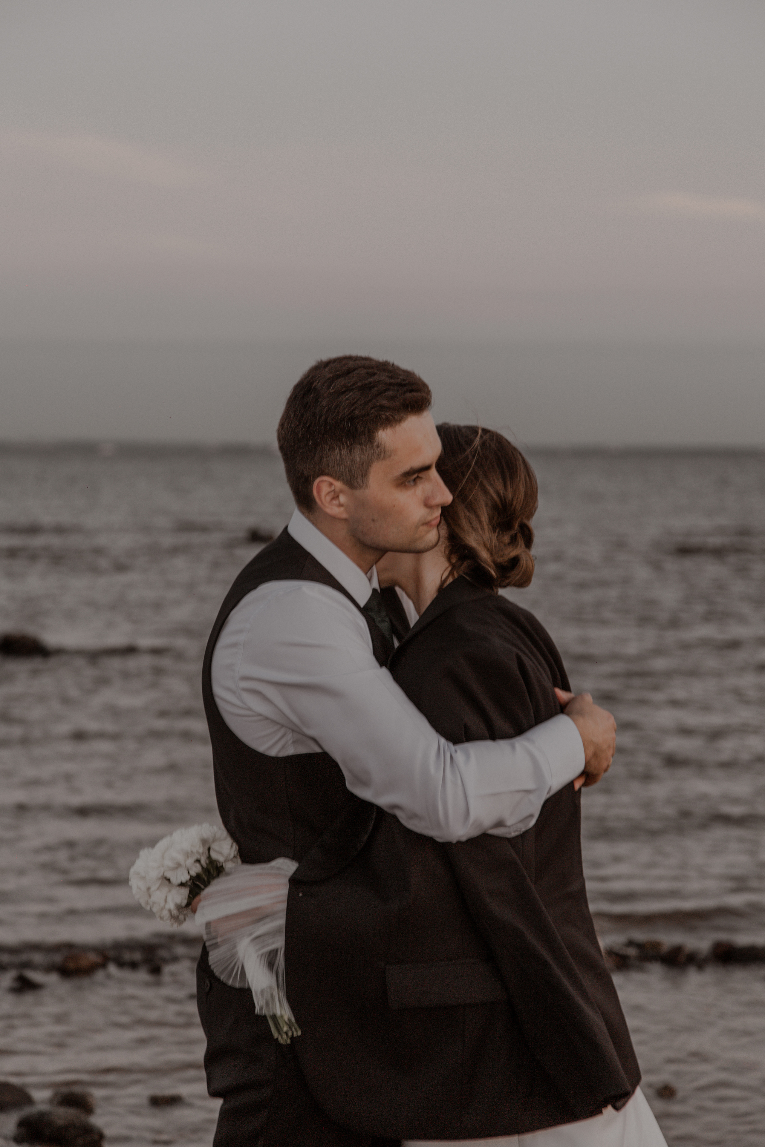 Ndya & Alex. Wedding, family and portrait photographer in Portland