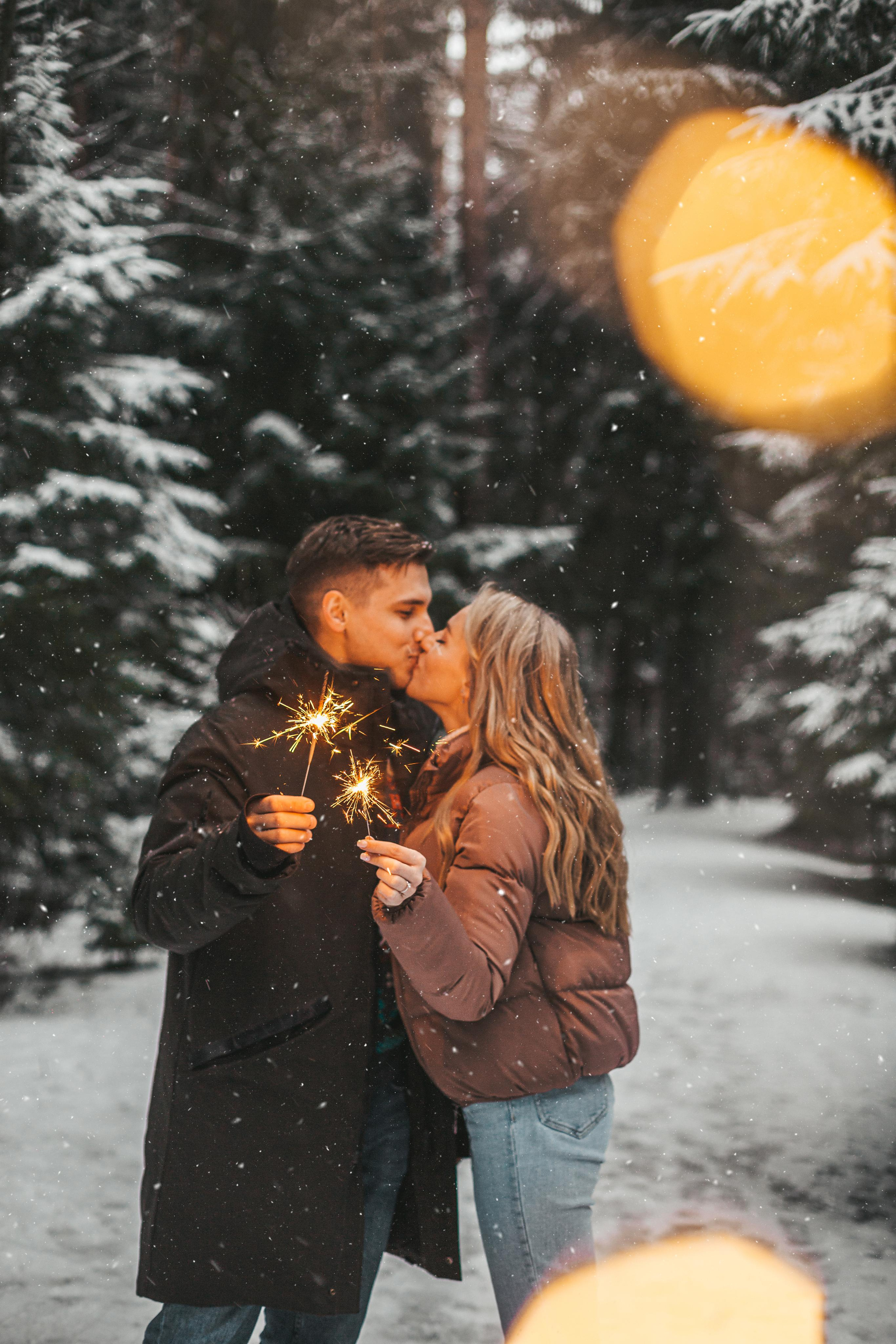 Winter. Wedding, family and portrait photographer in Portland