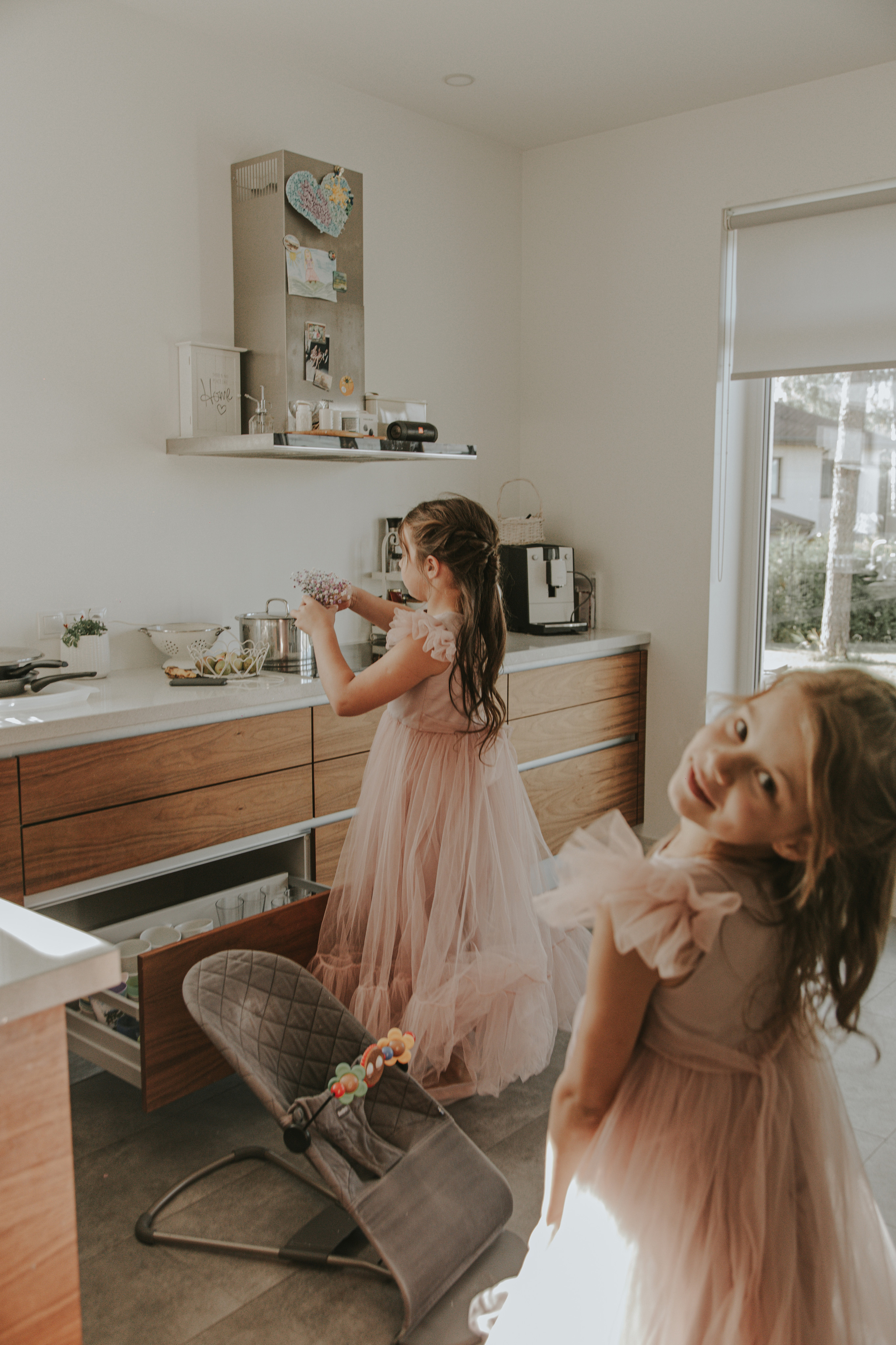 Kryachovs. Wedding, family and portrait photographer in Portland