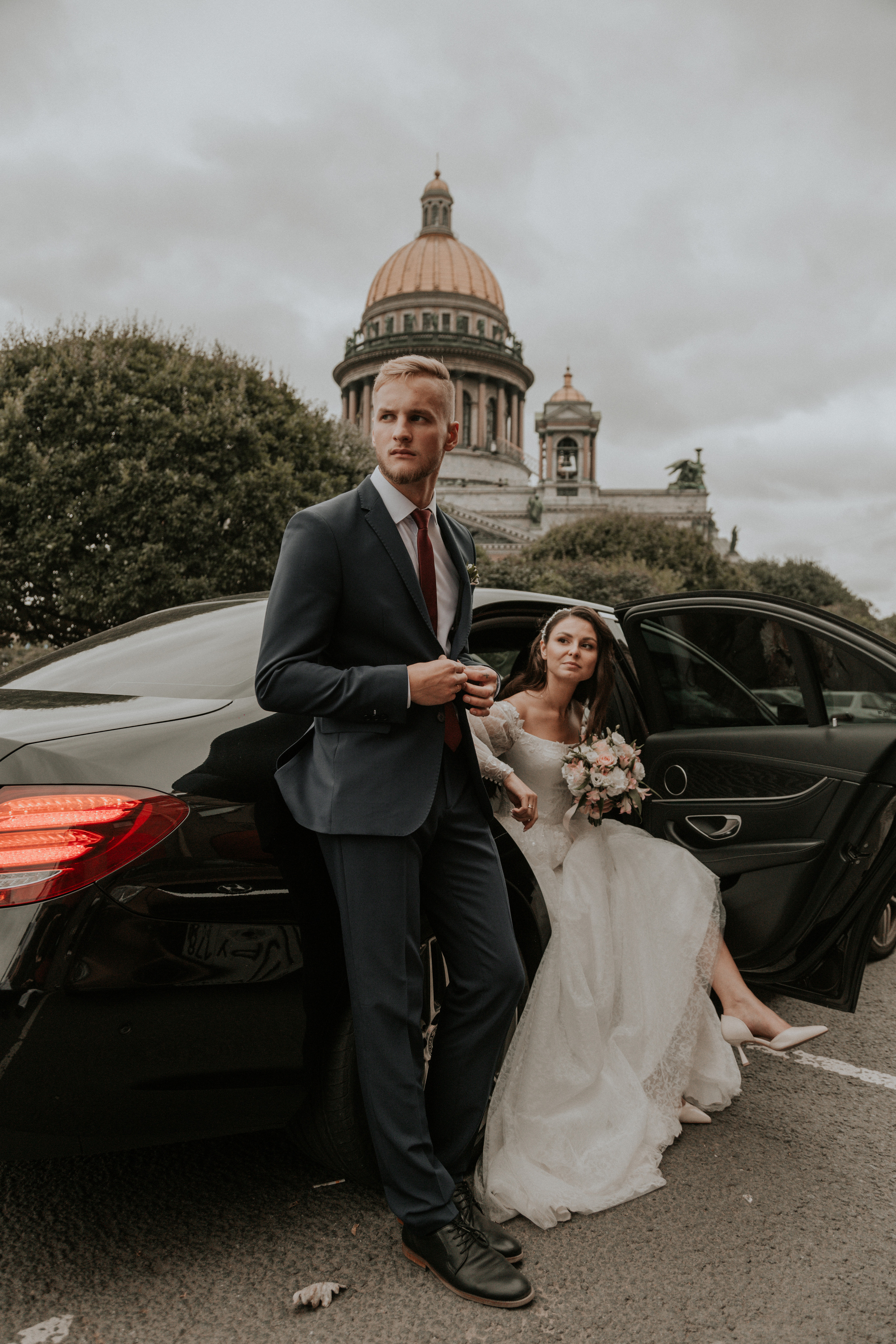 Evgeny & Karina. Wedding, family and portrait photographer in Portland