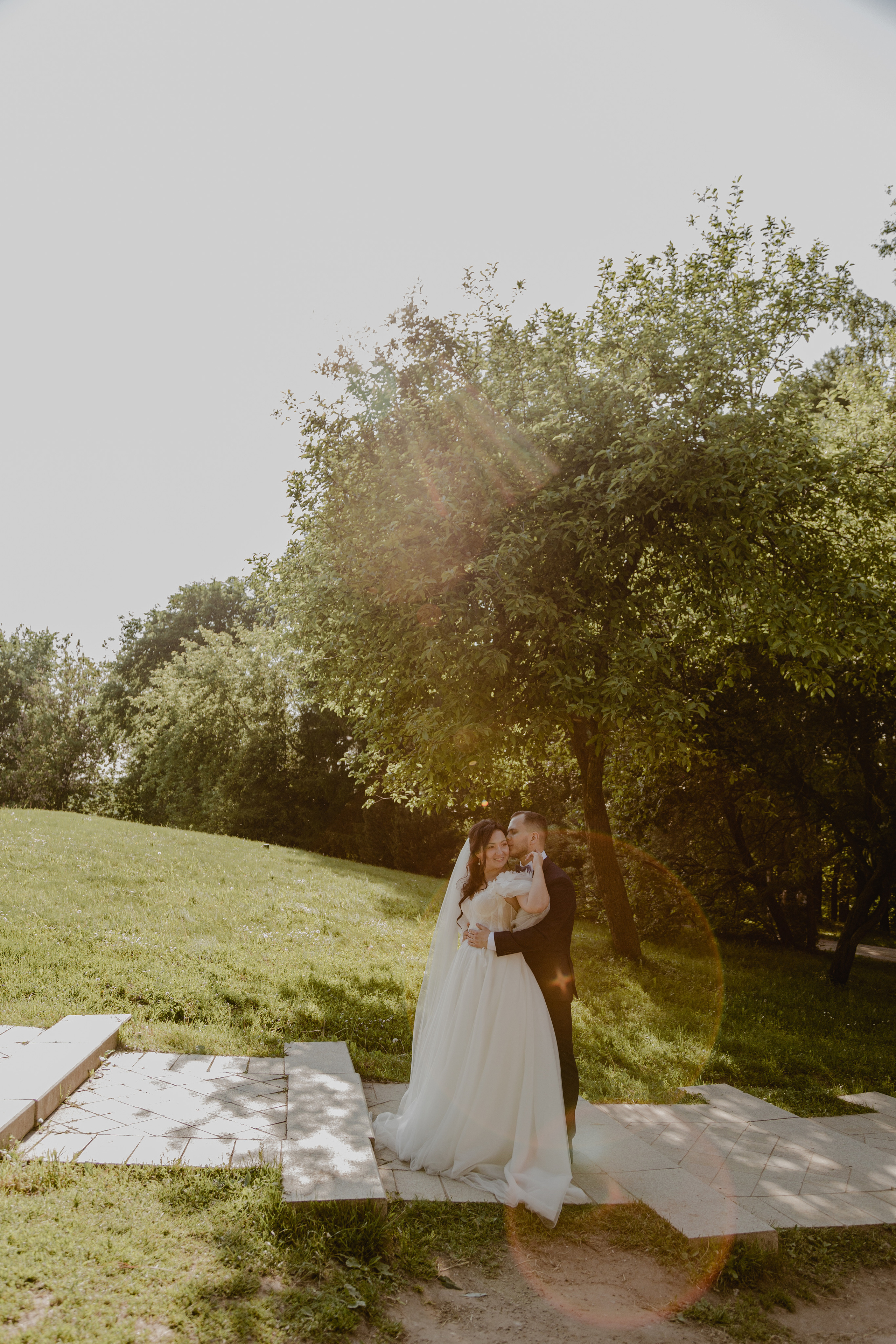 Artem & Yulia. Wedding, family and portrait photographer in Portland