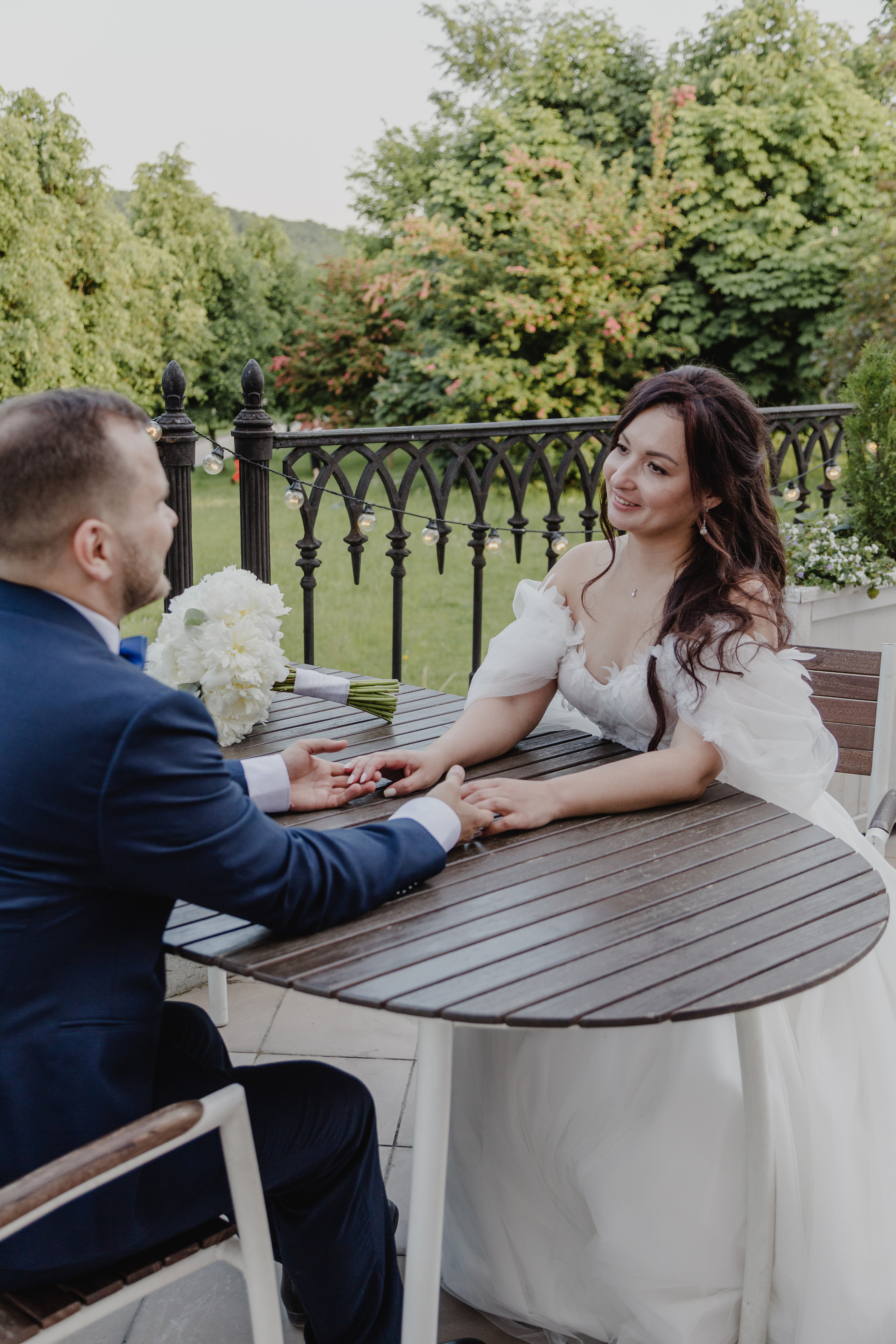 Artem & Yulia. Wedding, family and portrait photographer in Portland