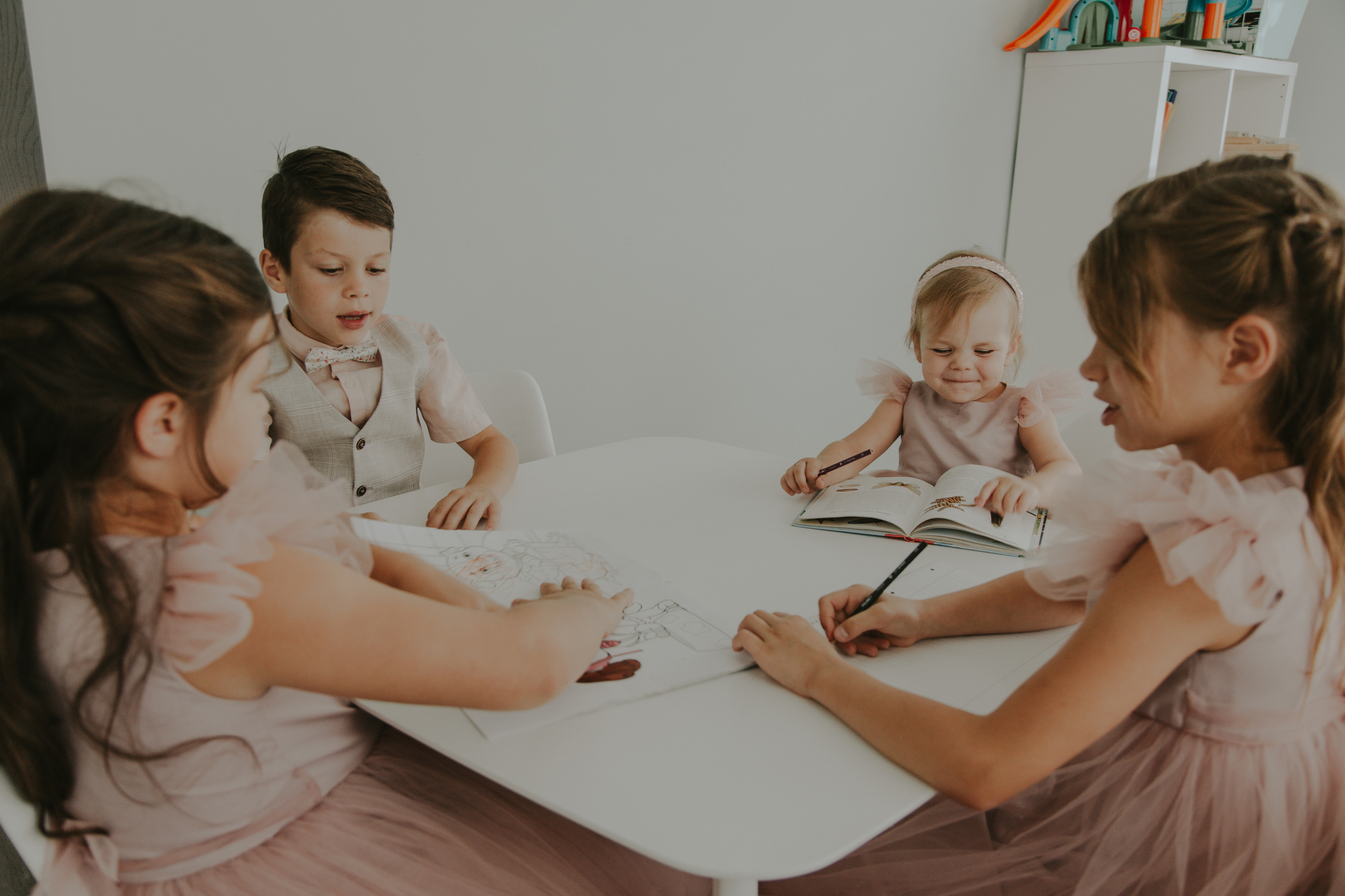 Kryachovs. Wedding, family and portrait photographer in Portland