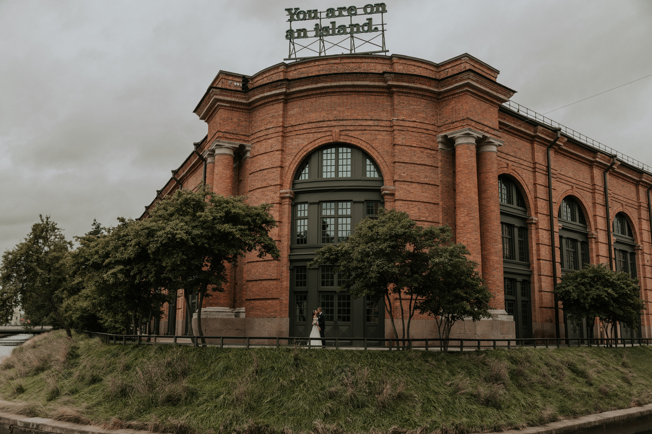 Evgeny & Karina. Wedding, family and portrait photographer in Portland