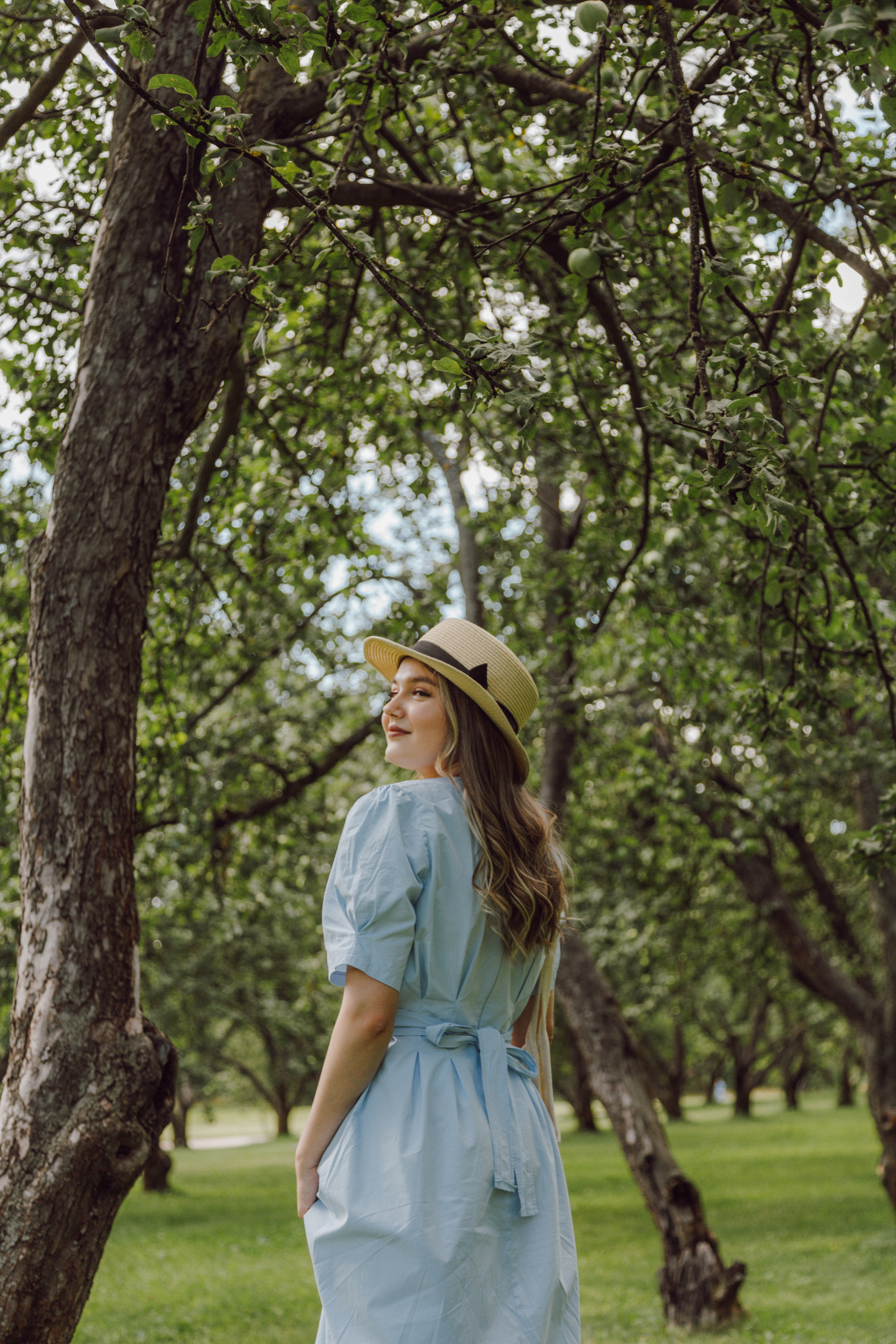Khena. Wedding, family and portrait photographer in Portland