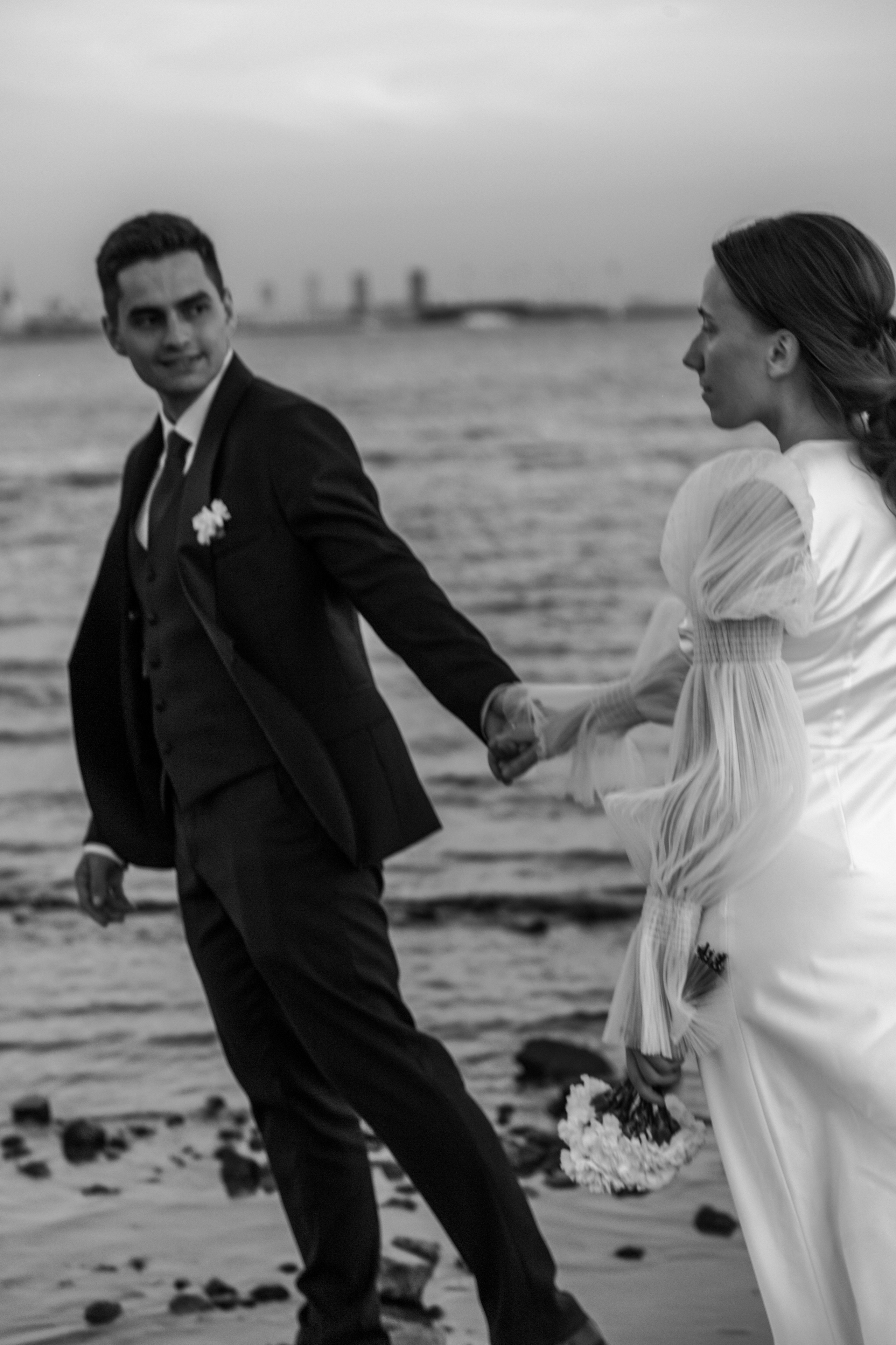 Ndya & Alex. Wedding, family and portrait photographer in Portland