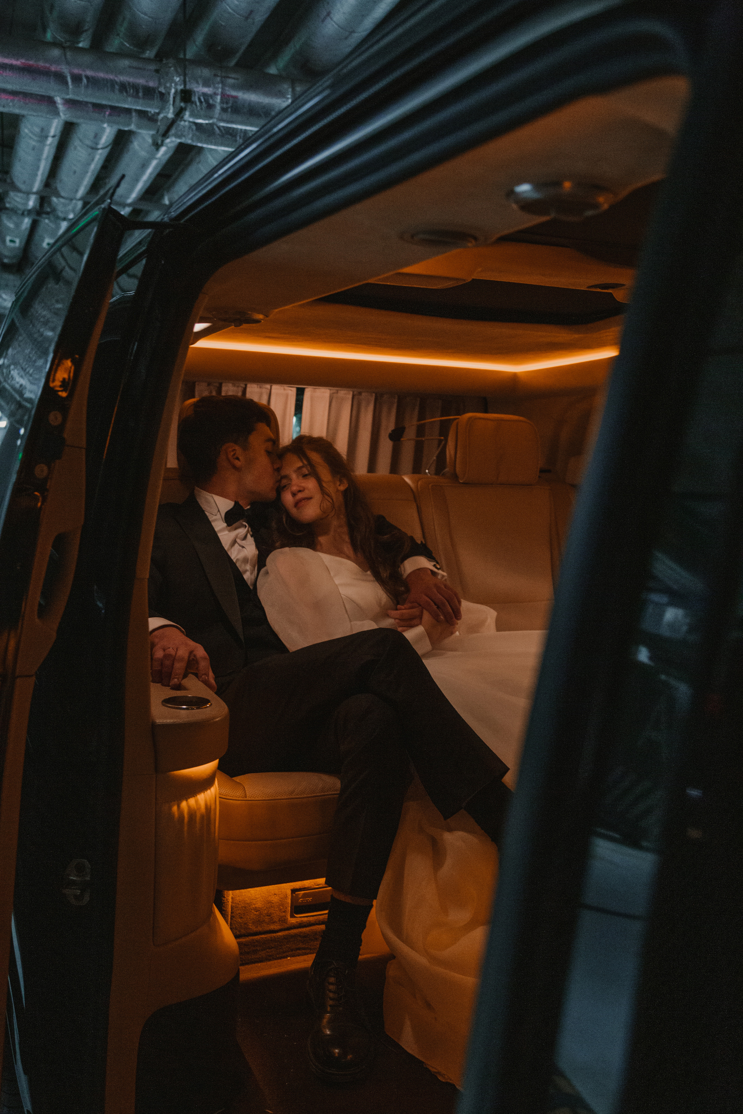 Yana & Natanael. Wedding, family and portrait photographer in Portland