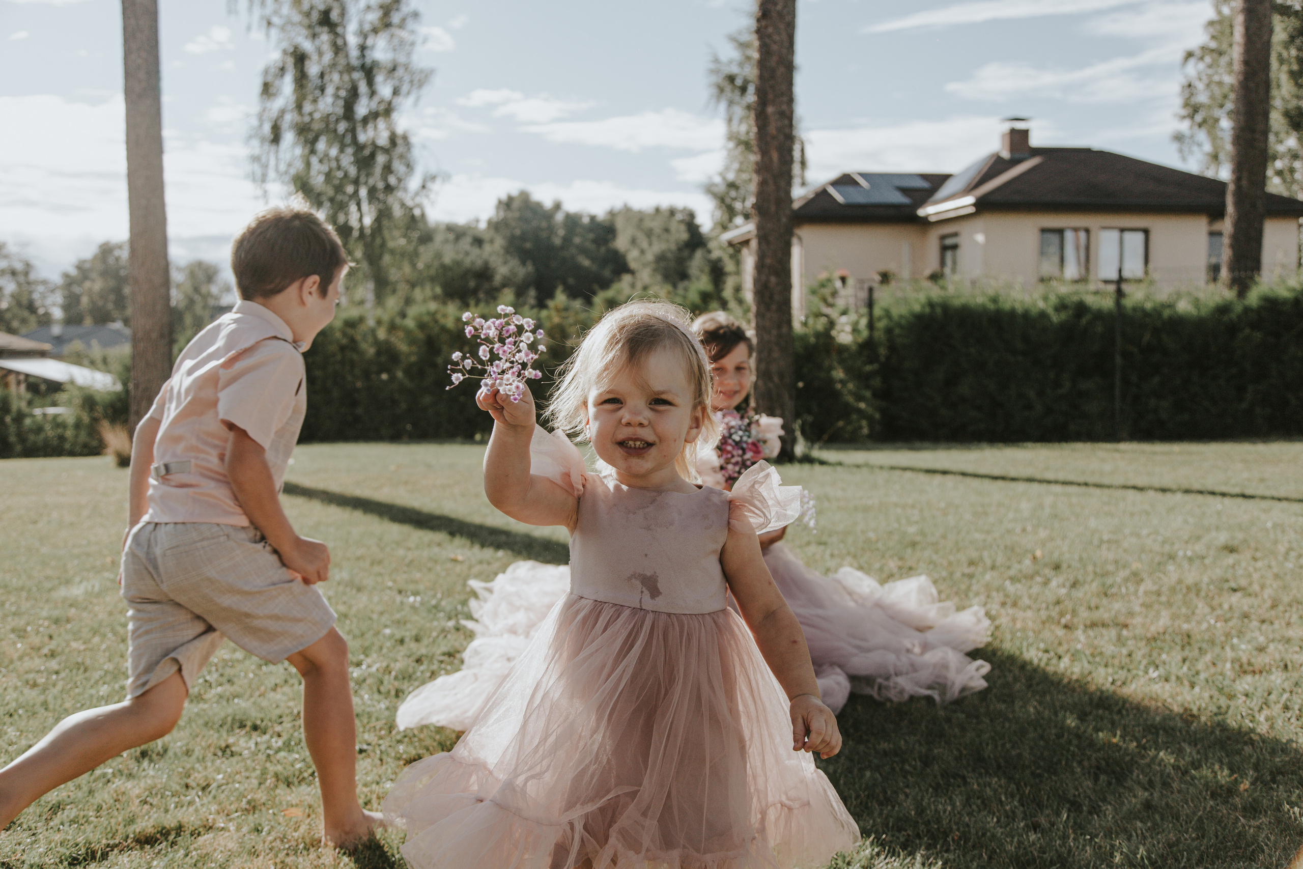 Kryachovs. Wedding, family and portrait photographer in Portland