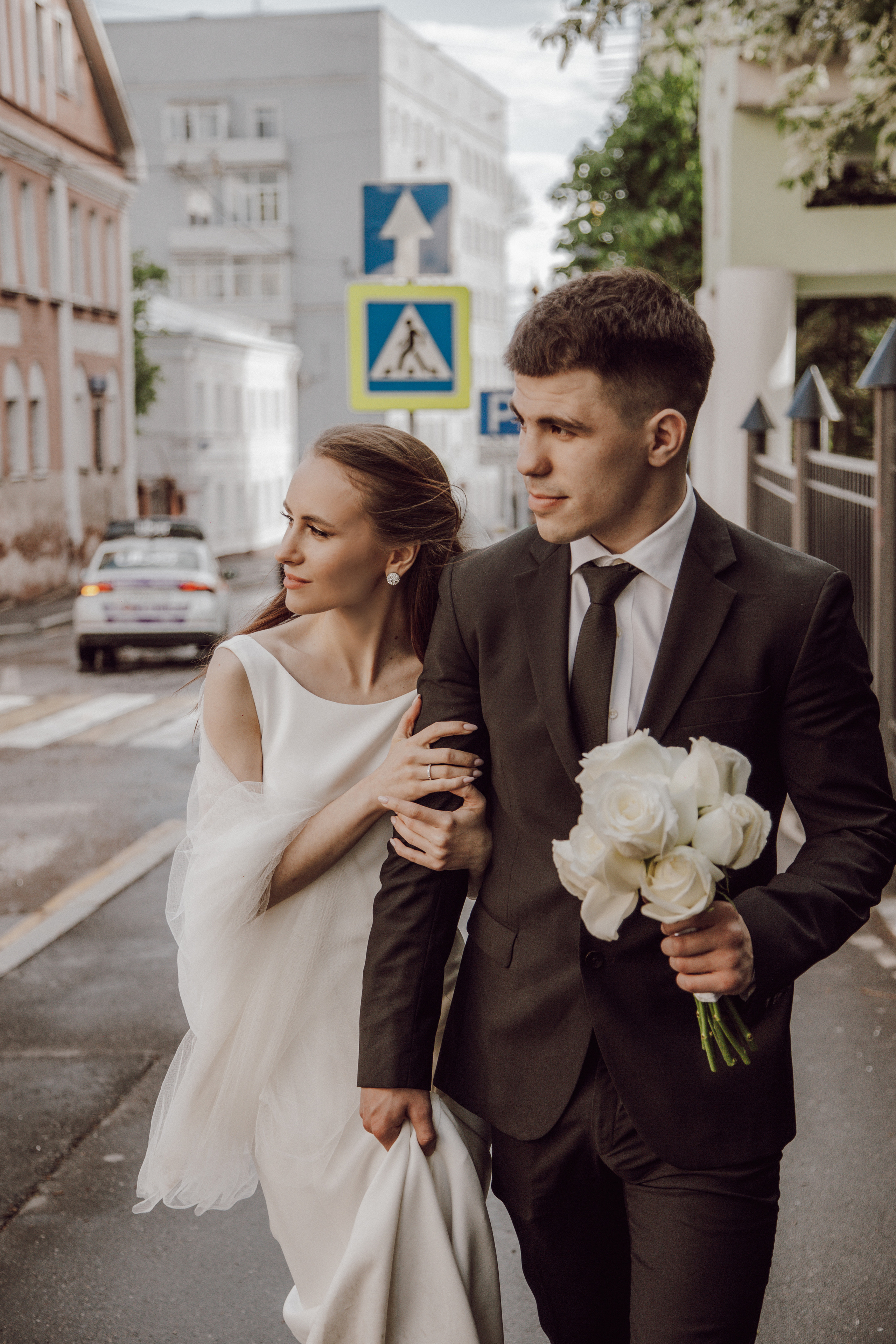 Tima & Inessa. Wedding, family and portrait photographer in Portland