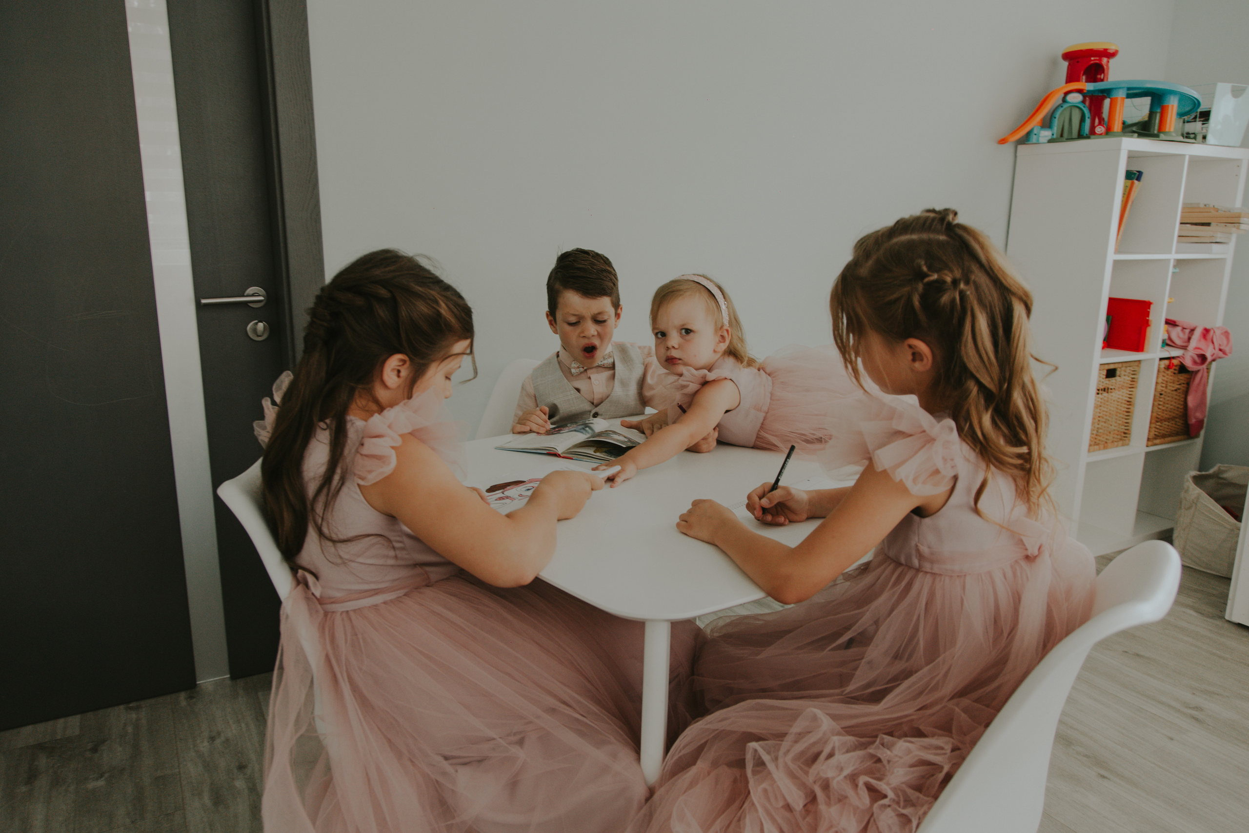 Kryachovs. Wedding, family and portrait photographer in Portland