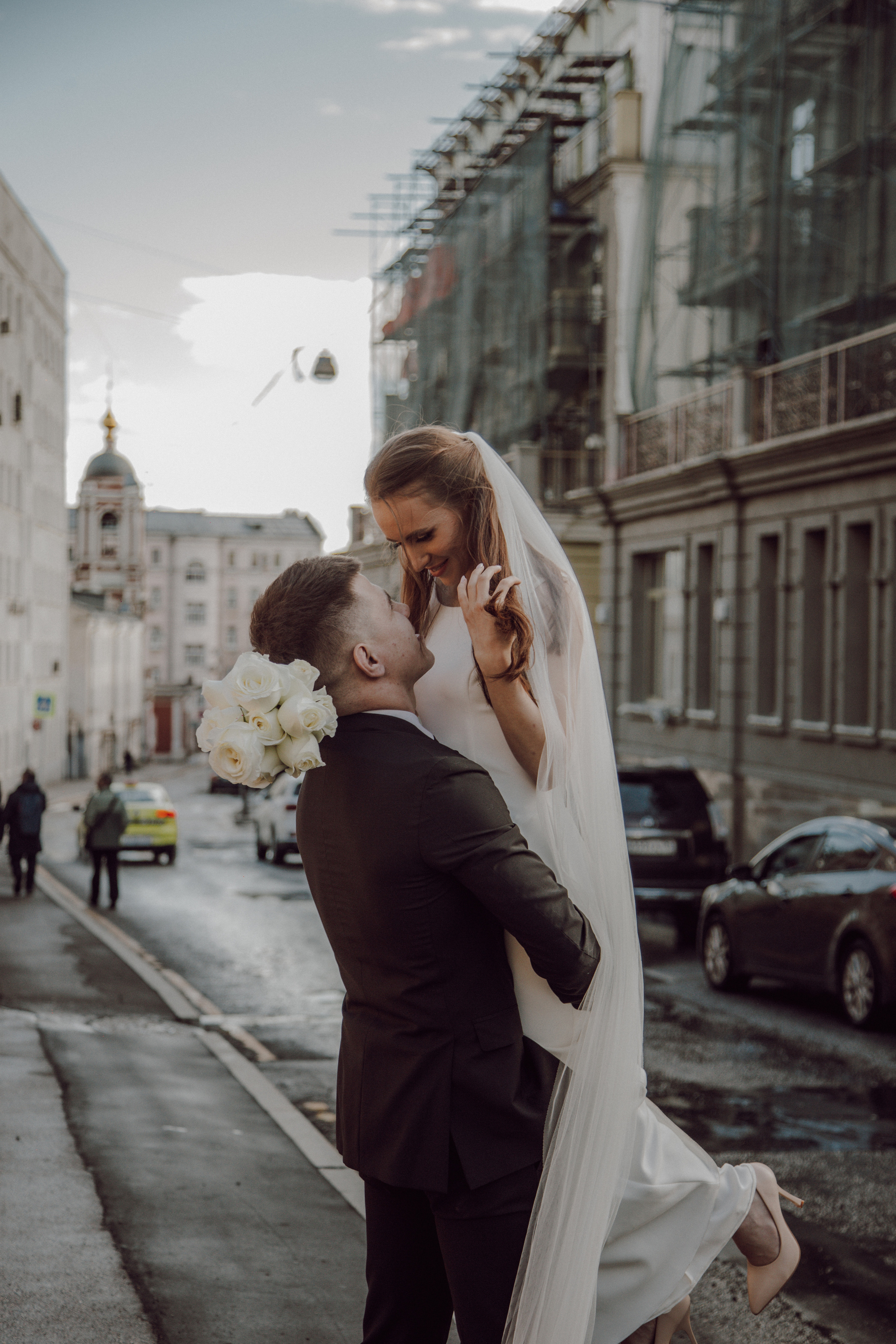 Tima & Inessa. Wedding, family and portrait photographer in Portland