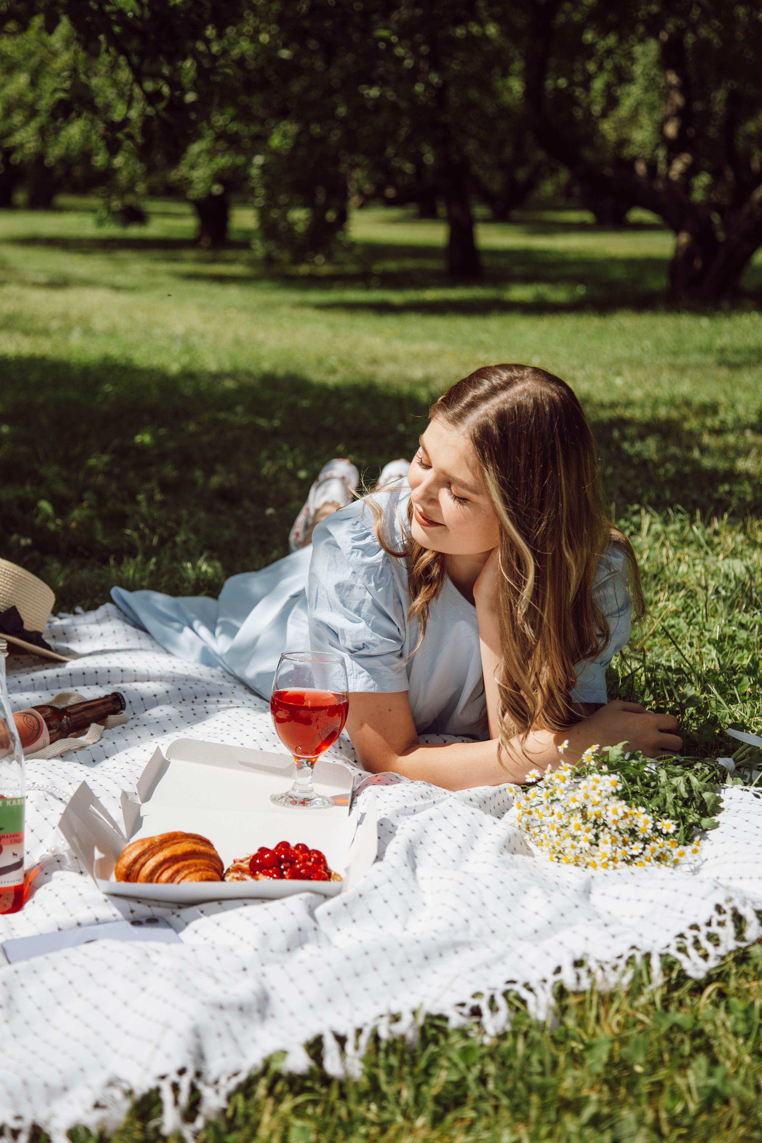 Khena. Wedding, family and portrait photographer in Portland