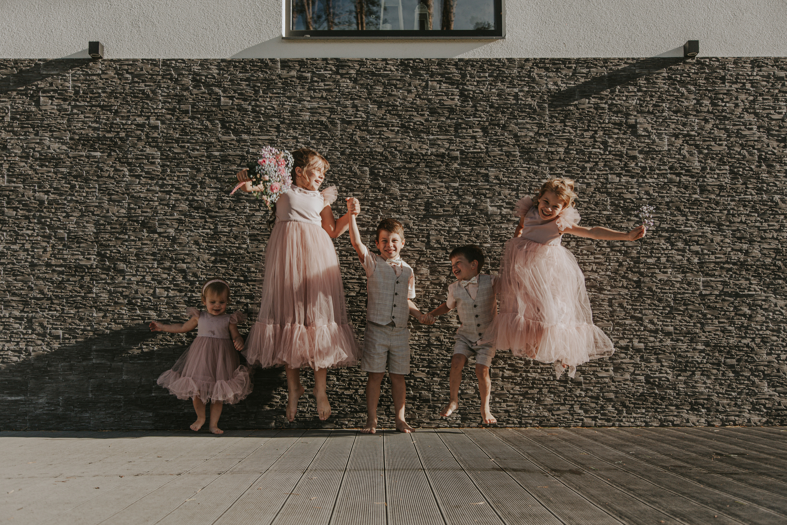 Kryachovs. Wedding, family and portrait photographer in Portland