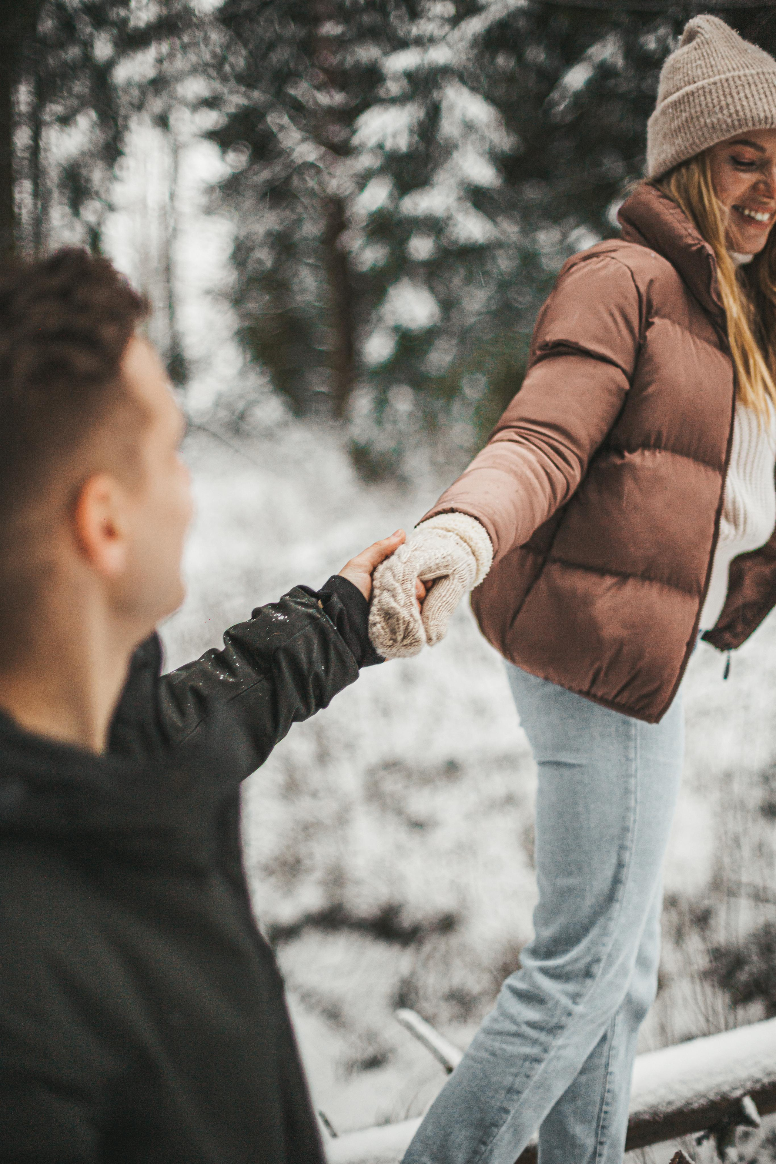 Winter. Wedding, family and portrait photographer in Portland