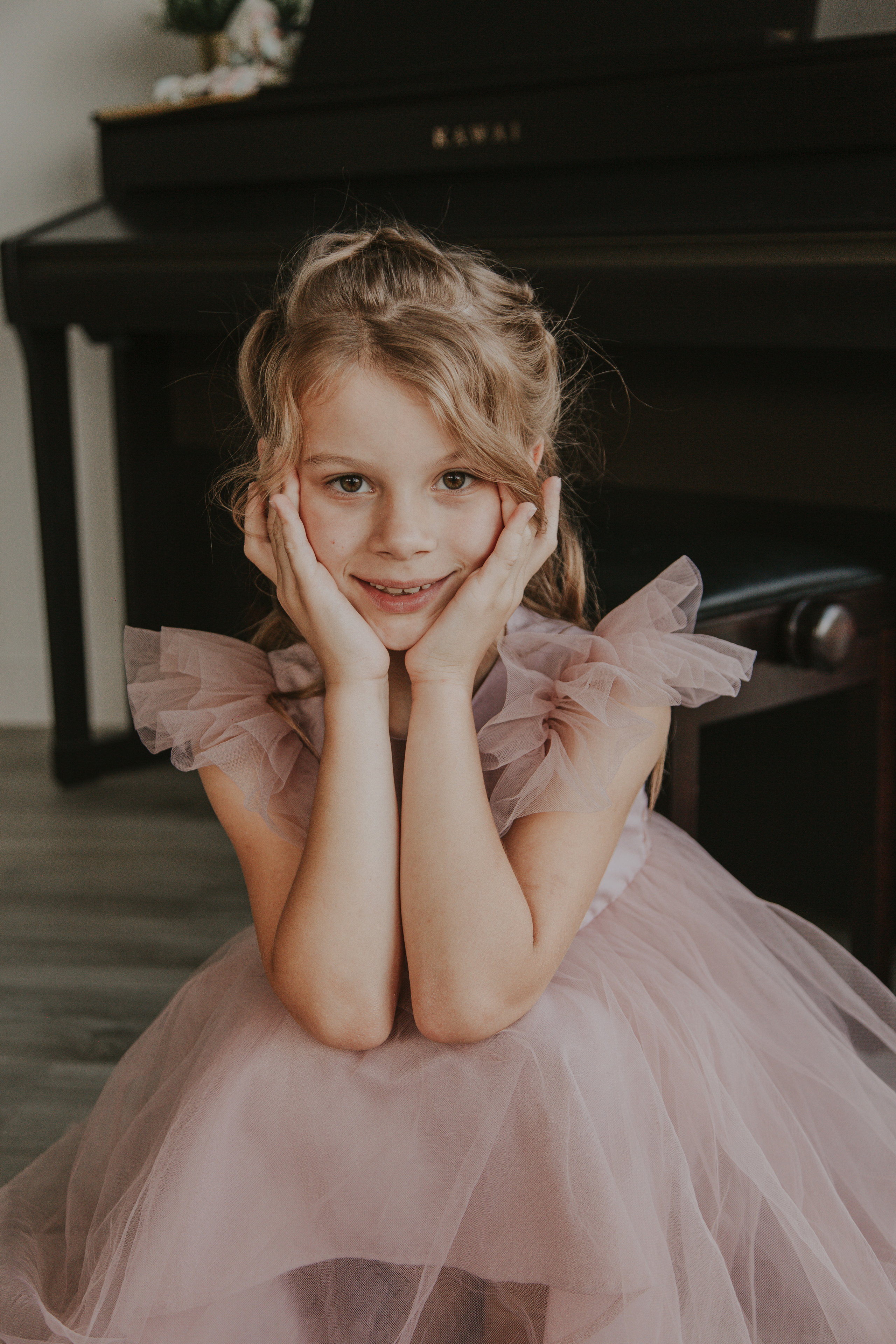 Kryachovs. Wedding, family and portrait photographer in Portland