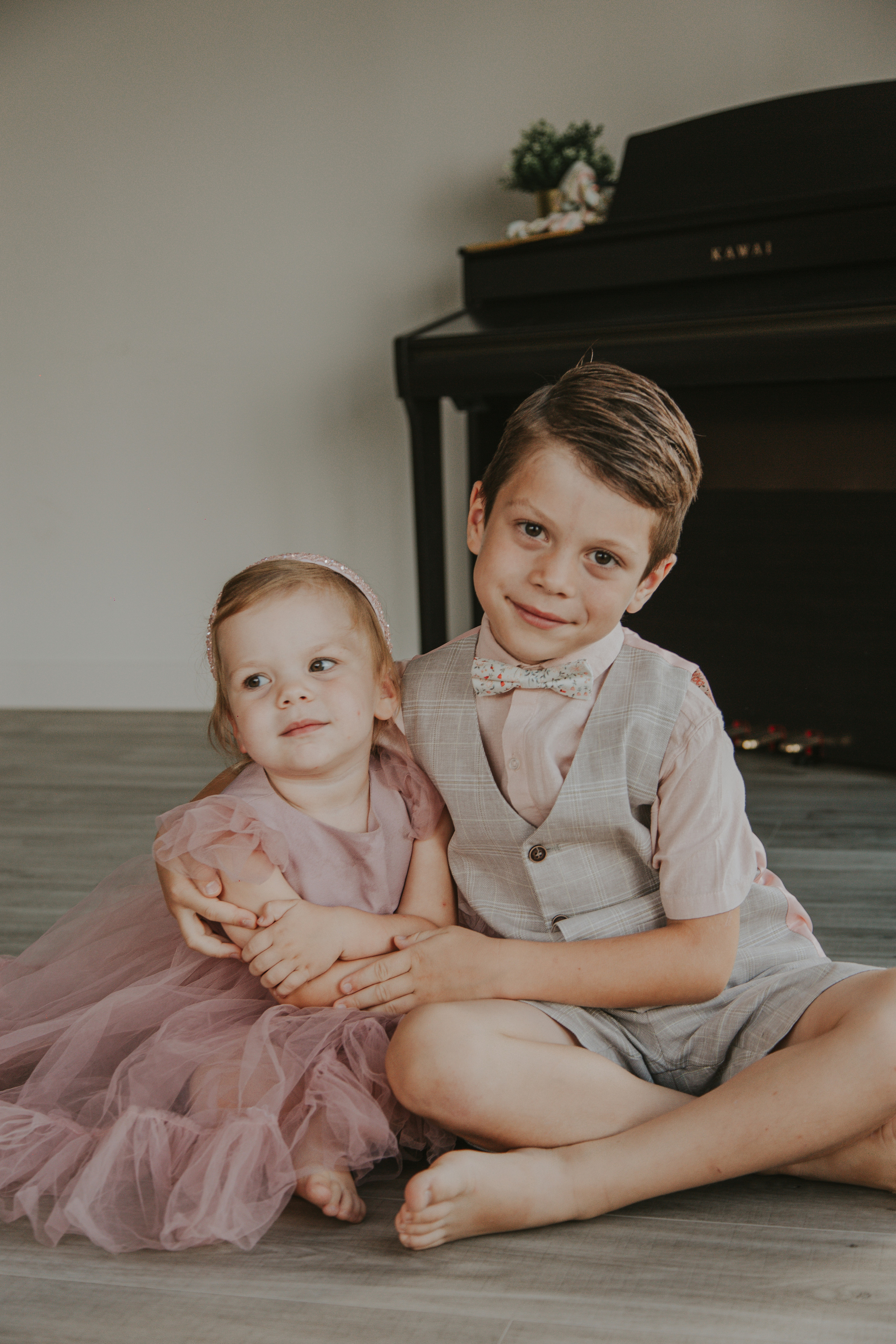 Kryachovs. Wedding, family and portrait photographer in Portland