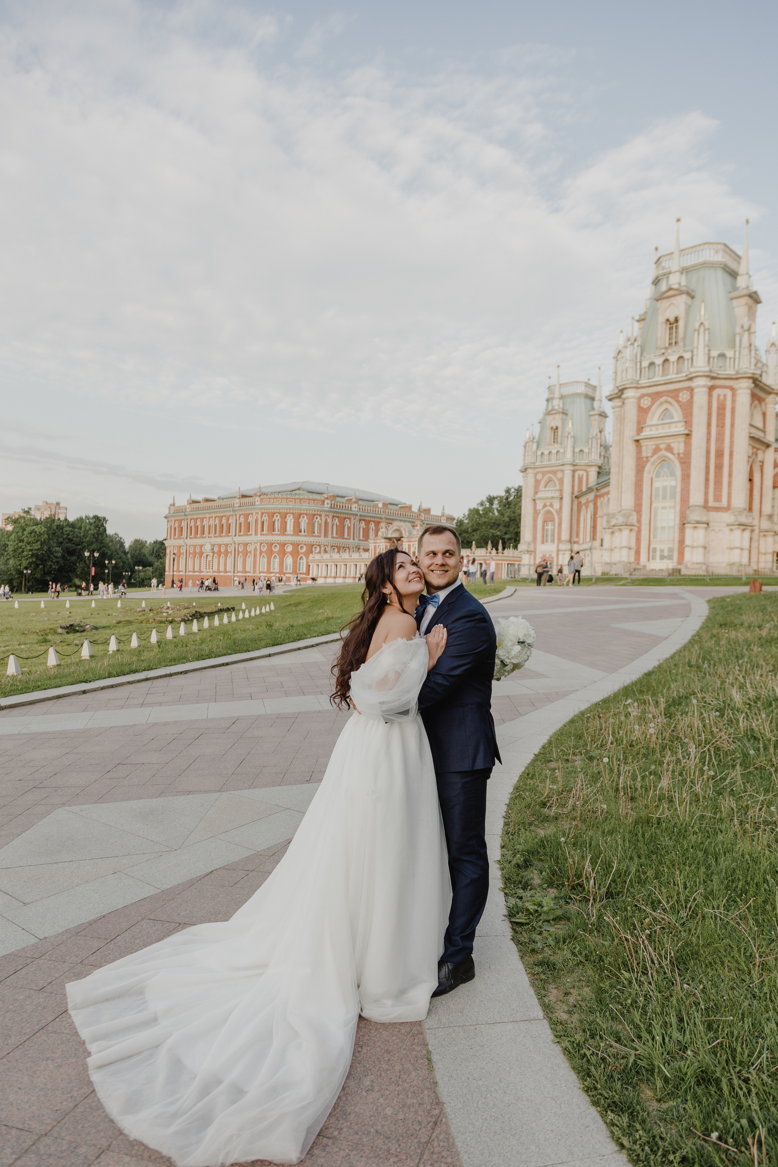 Artem & Yulia. Wedding, family and portrait photographer in Portland