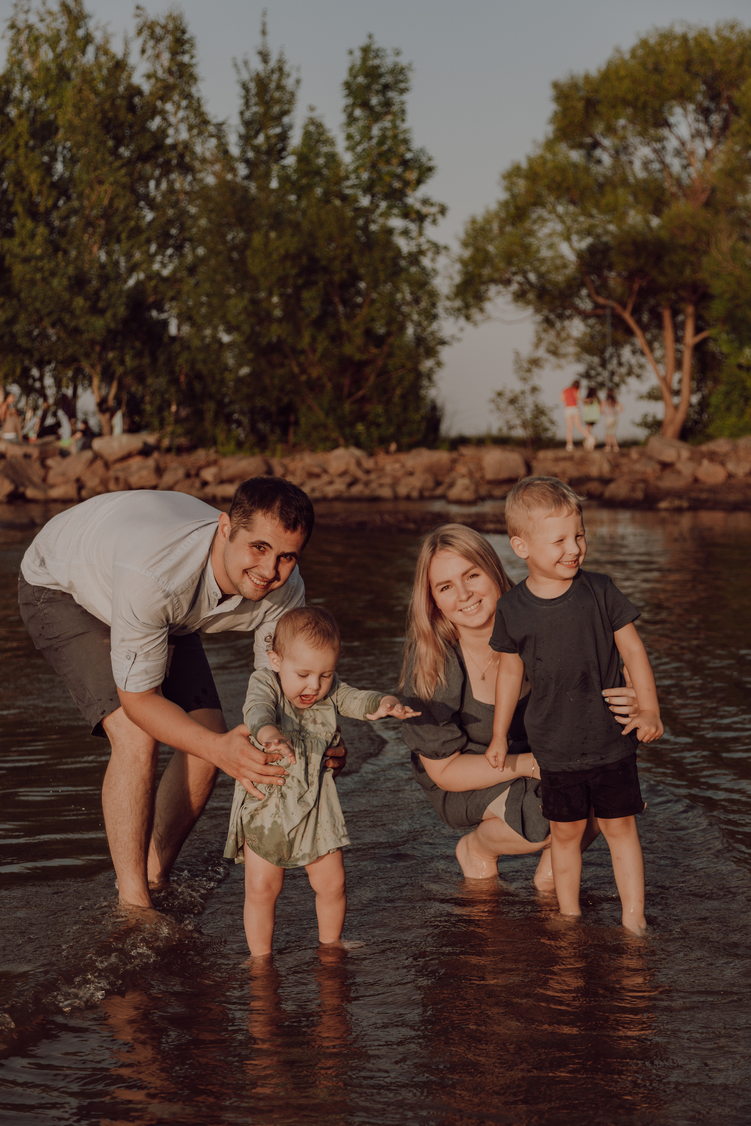 Zhivolup. Wedding, family and portrait photographer in Portland