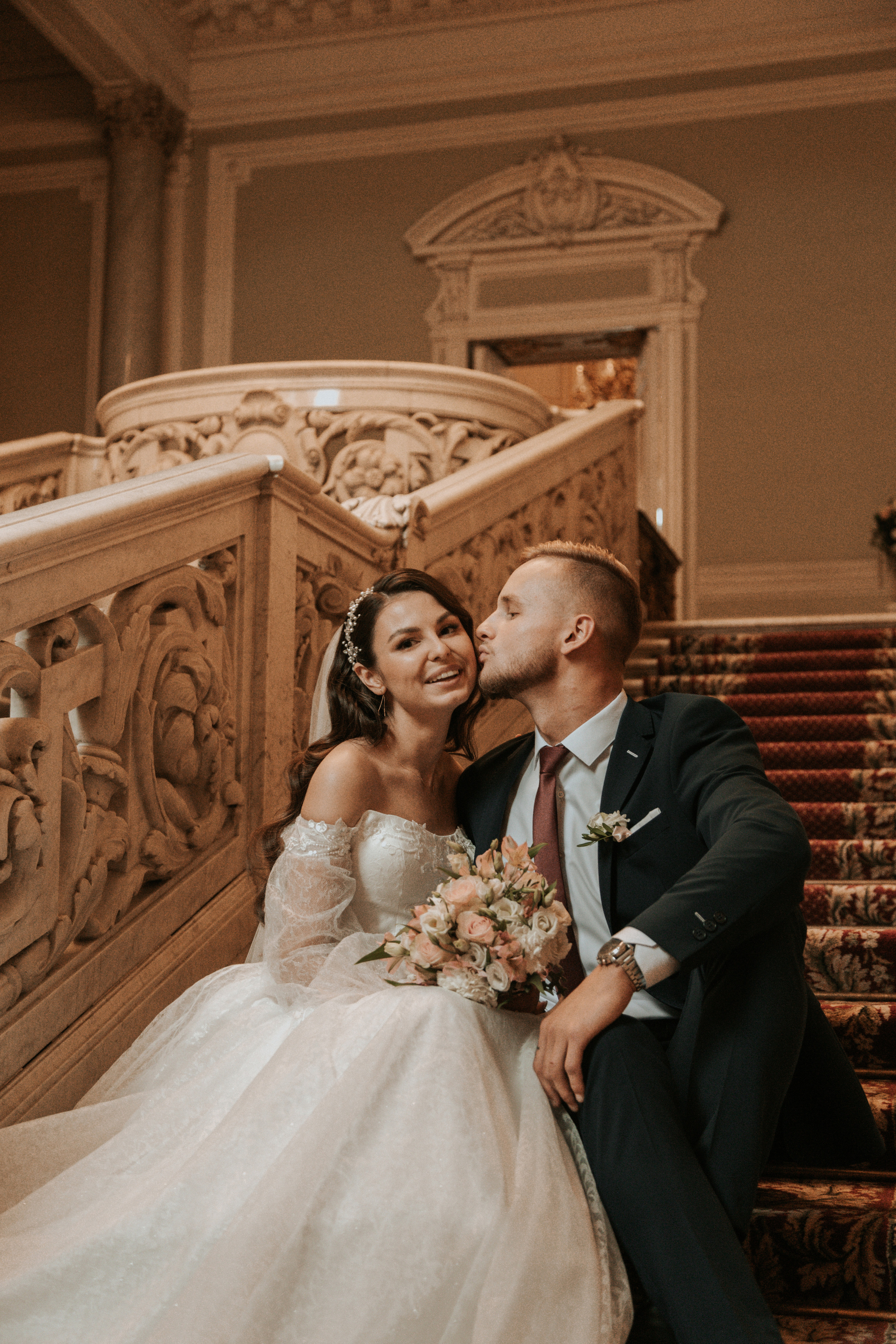 Evgeny & Karina. Wedding, family and portrait photographer in Portland