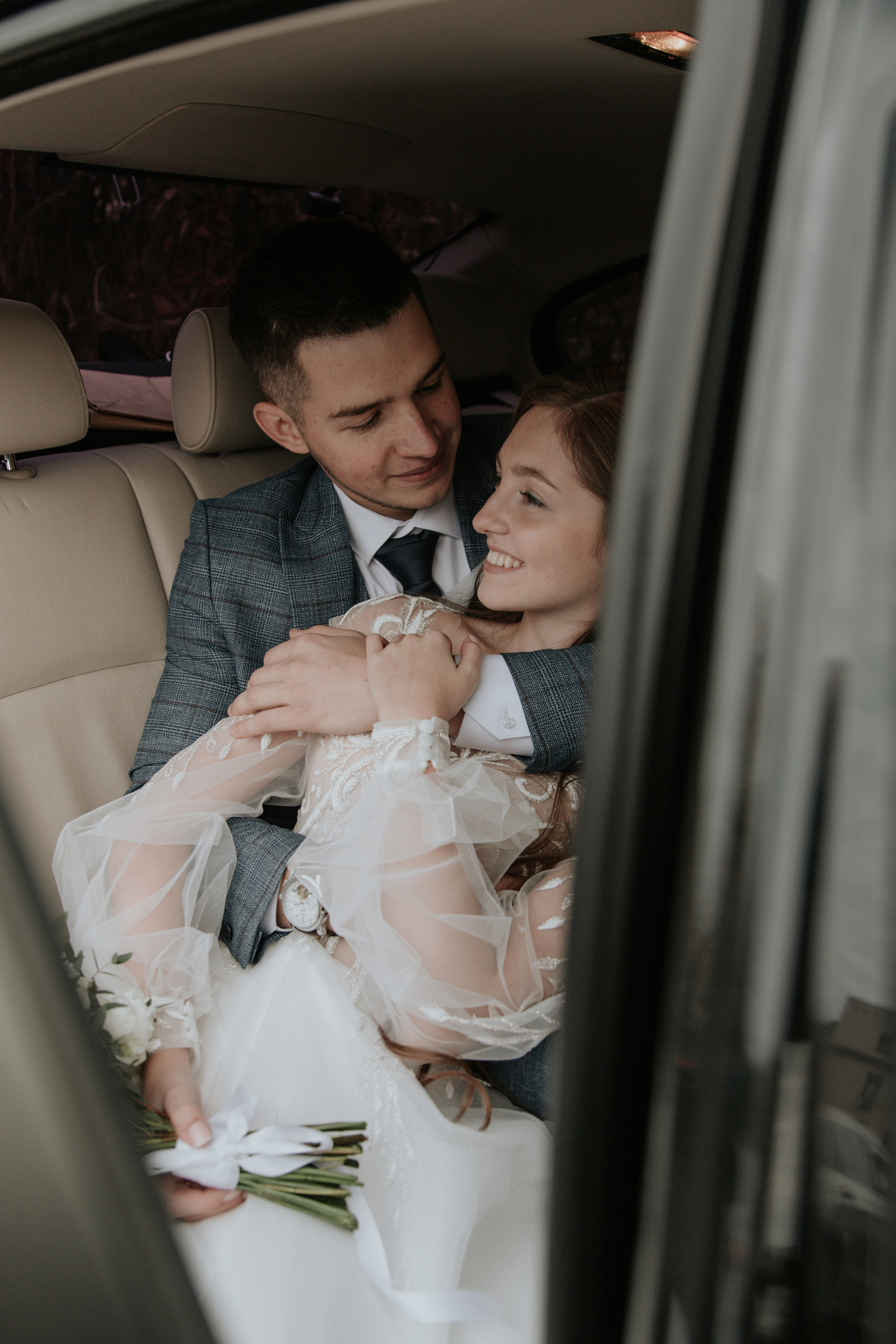 Diana & Daniil. Wedding, family and portrait photographer in Portland