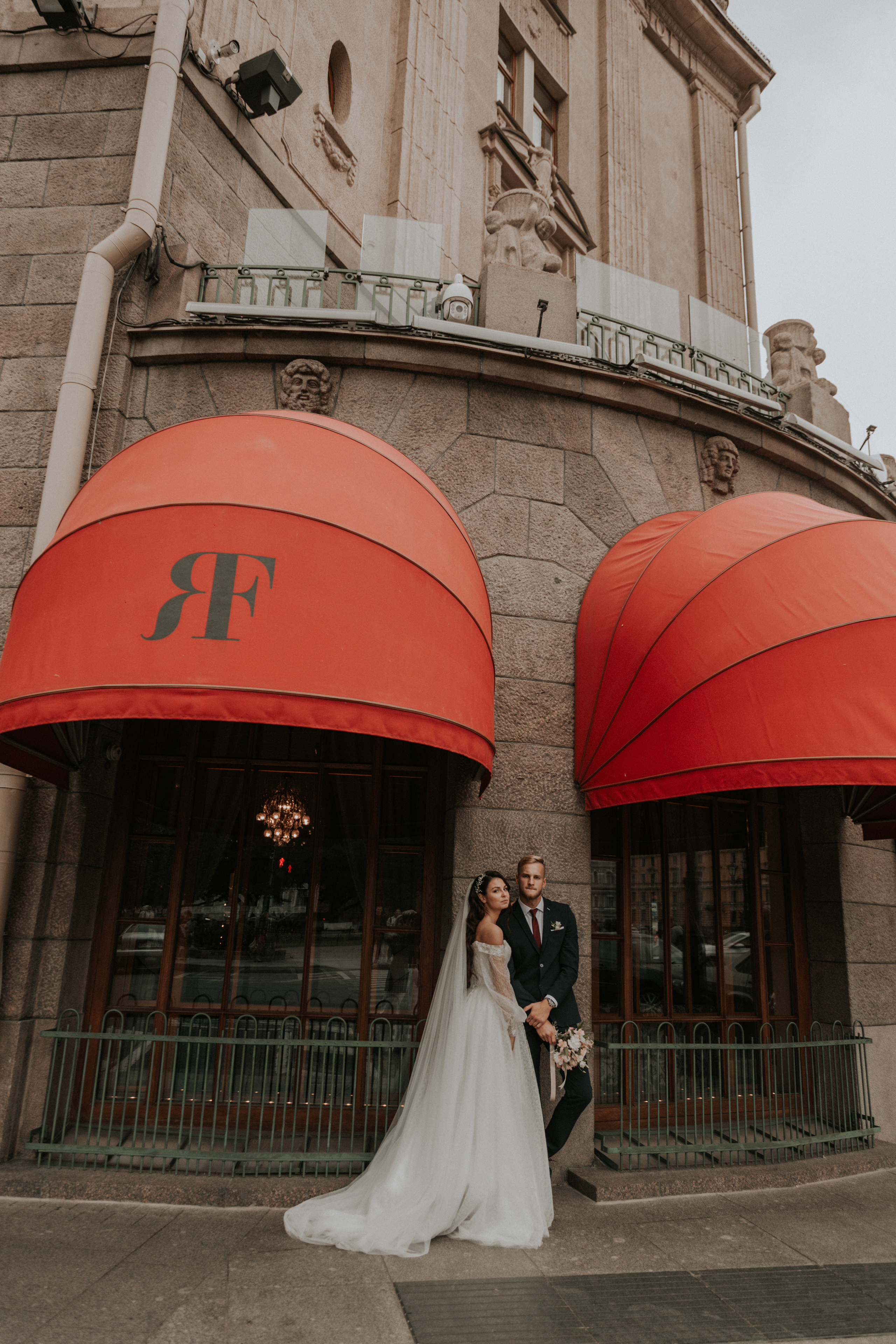 Evgeny & Karina. Wedding, family and portrait photographer in Portland