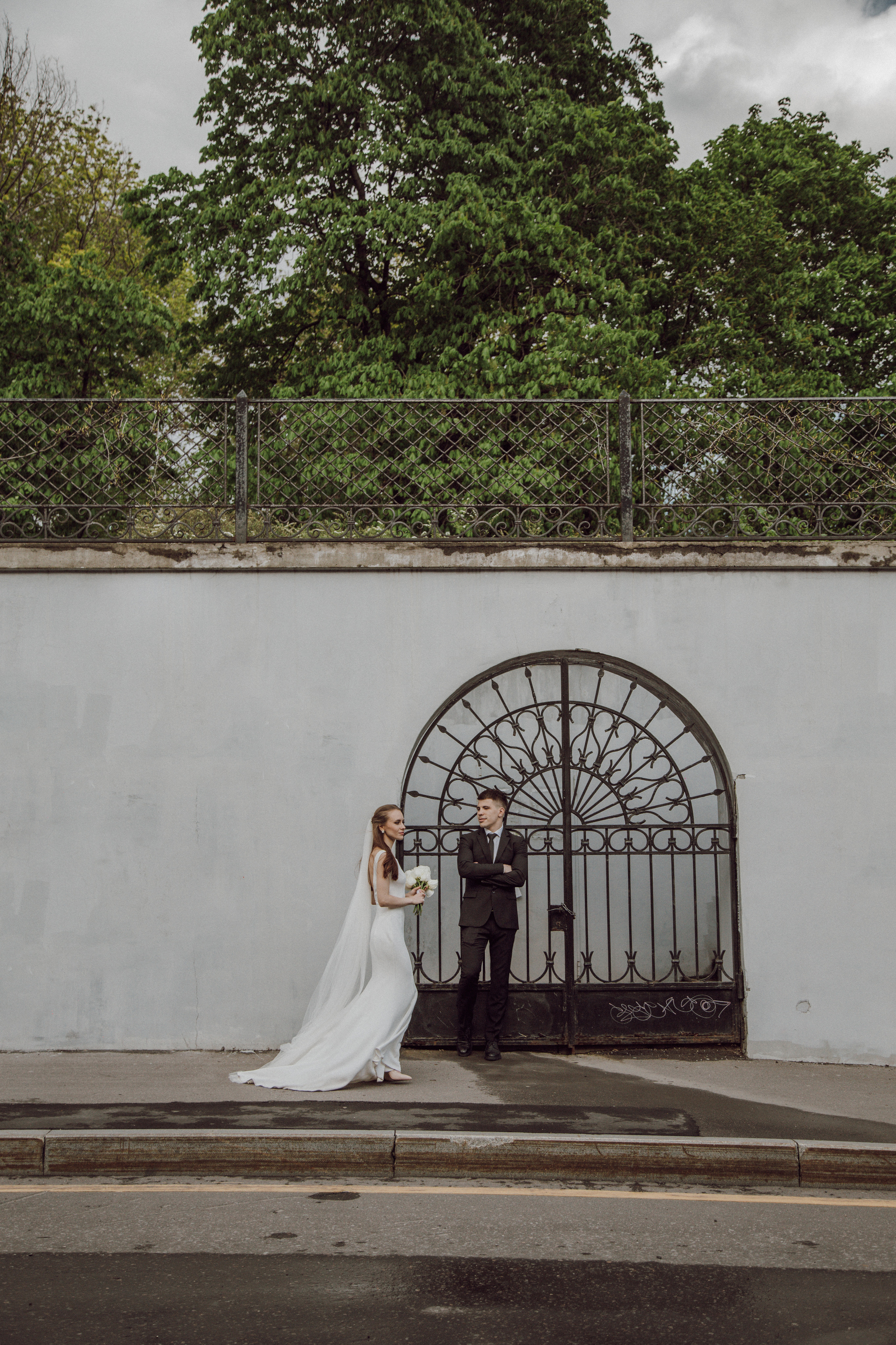 Tima & Inessa. Wedding, family and portrait photographer in Portland