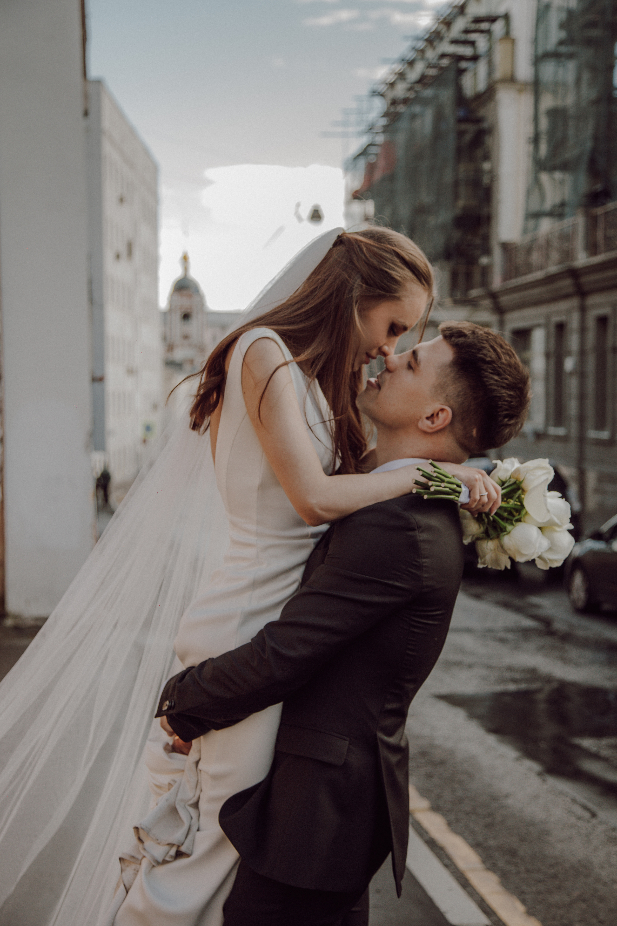 Tima & Inessa. Wedding, family and portrait photographer in Portland