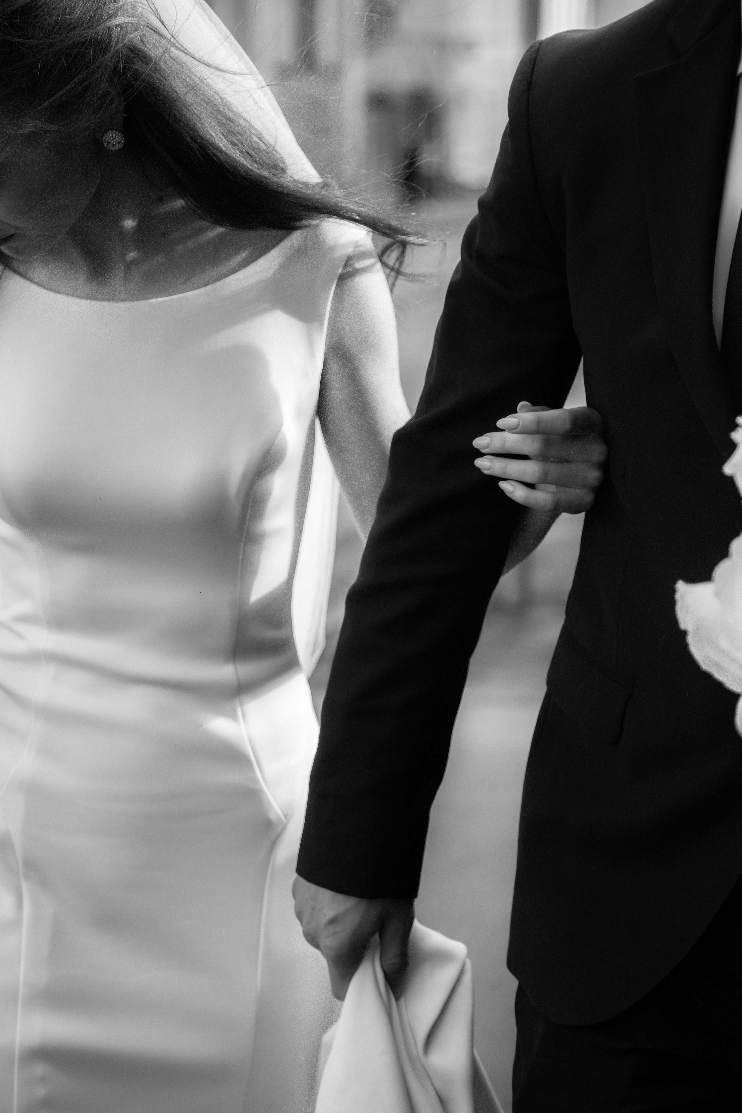 Tima & Inessa. Wedding, family and portrait photographer in Portland