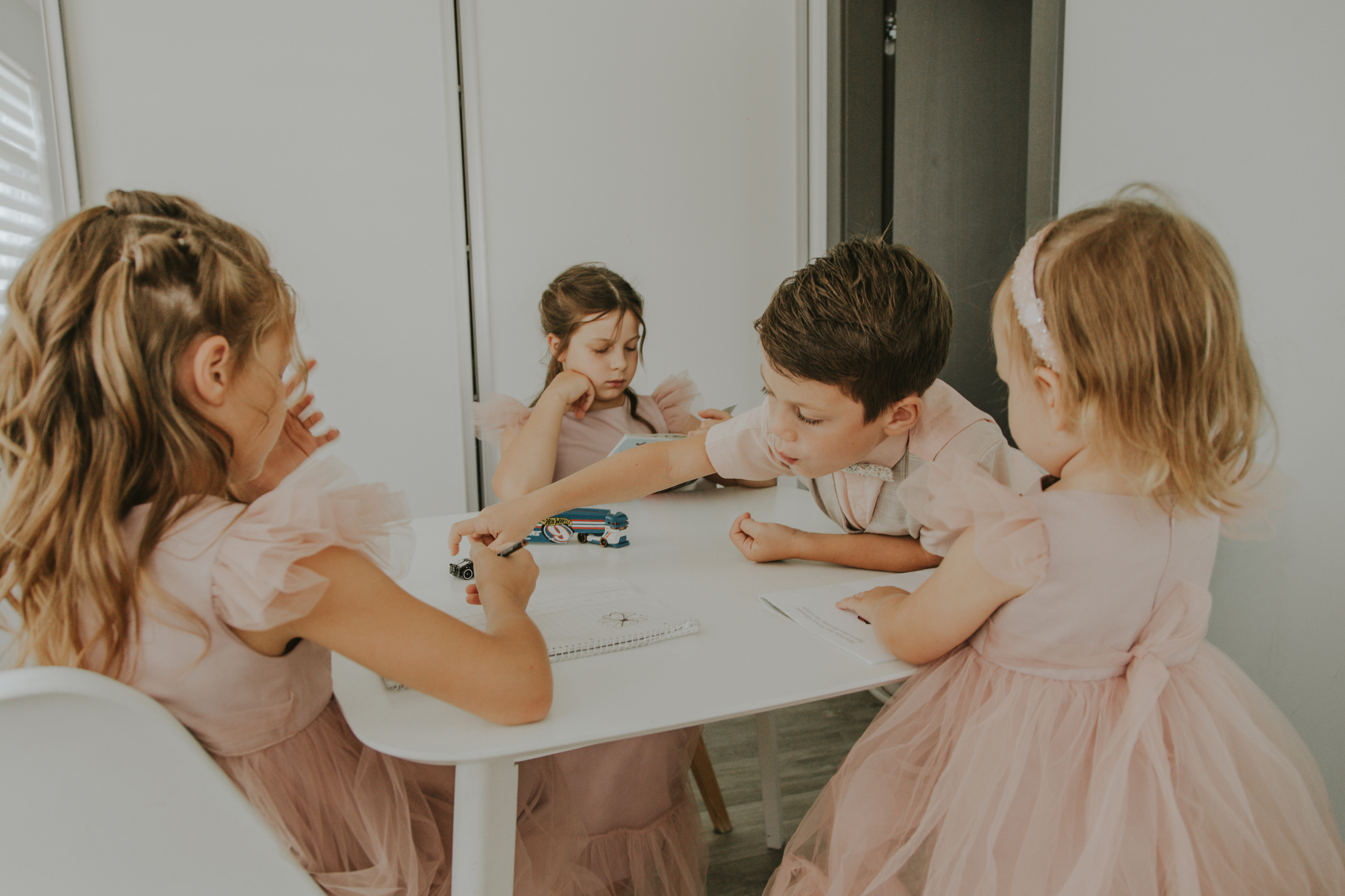 Kryachovs. Wedding, family and portrait photographer in Portland