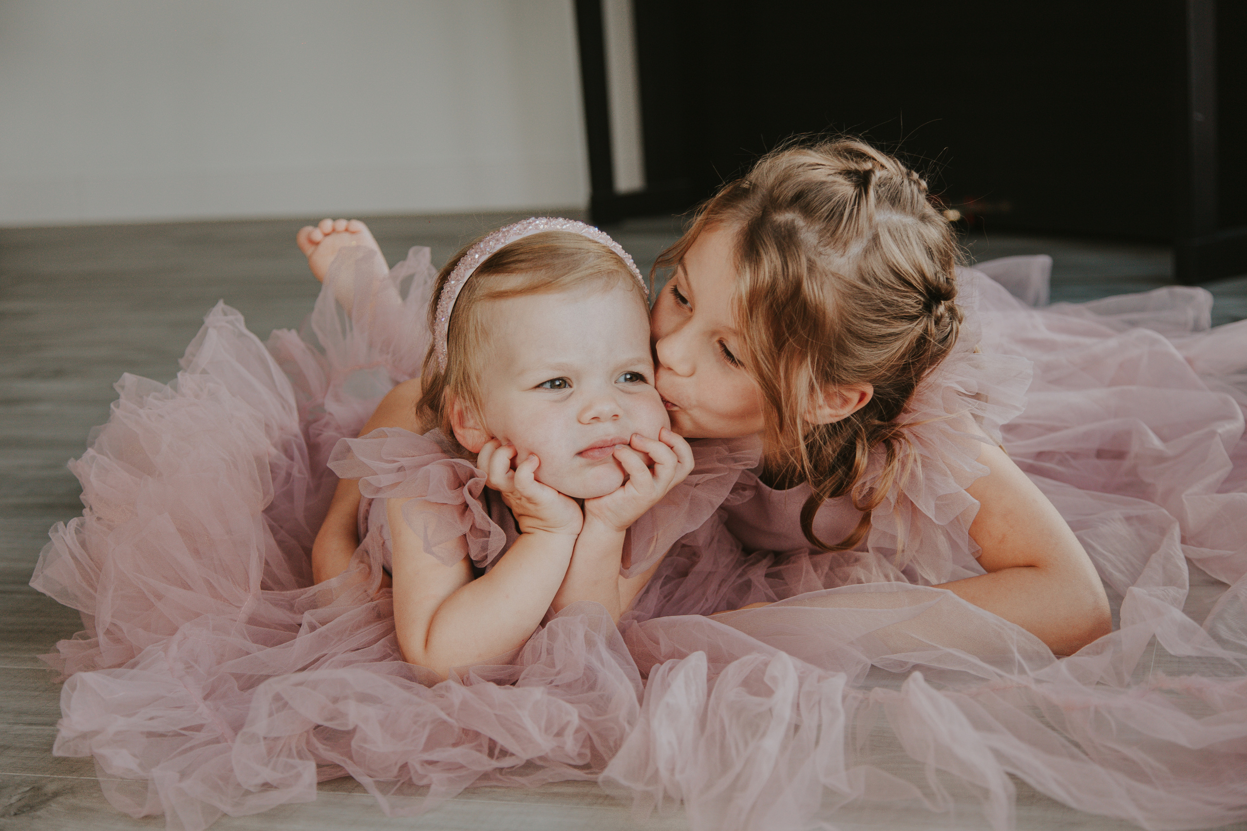 Kryachovs. Wedding, family and portrait photographer in Portland