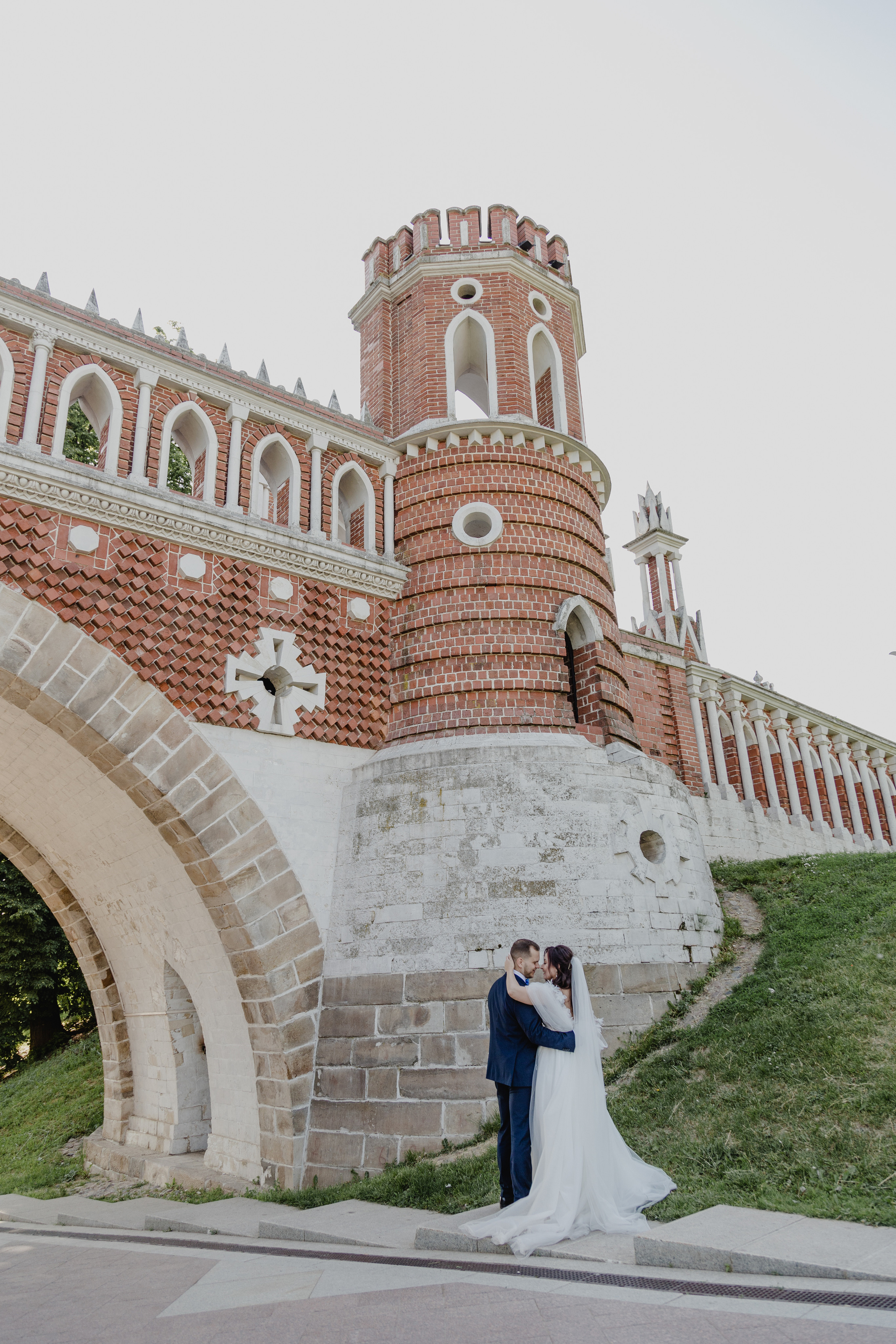 Artem & Yulia. Wedding, family and portrait photographer in Portland