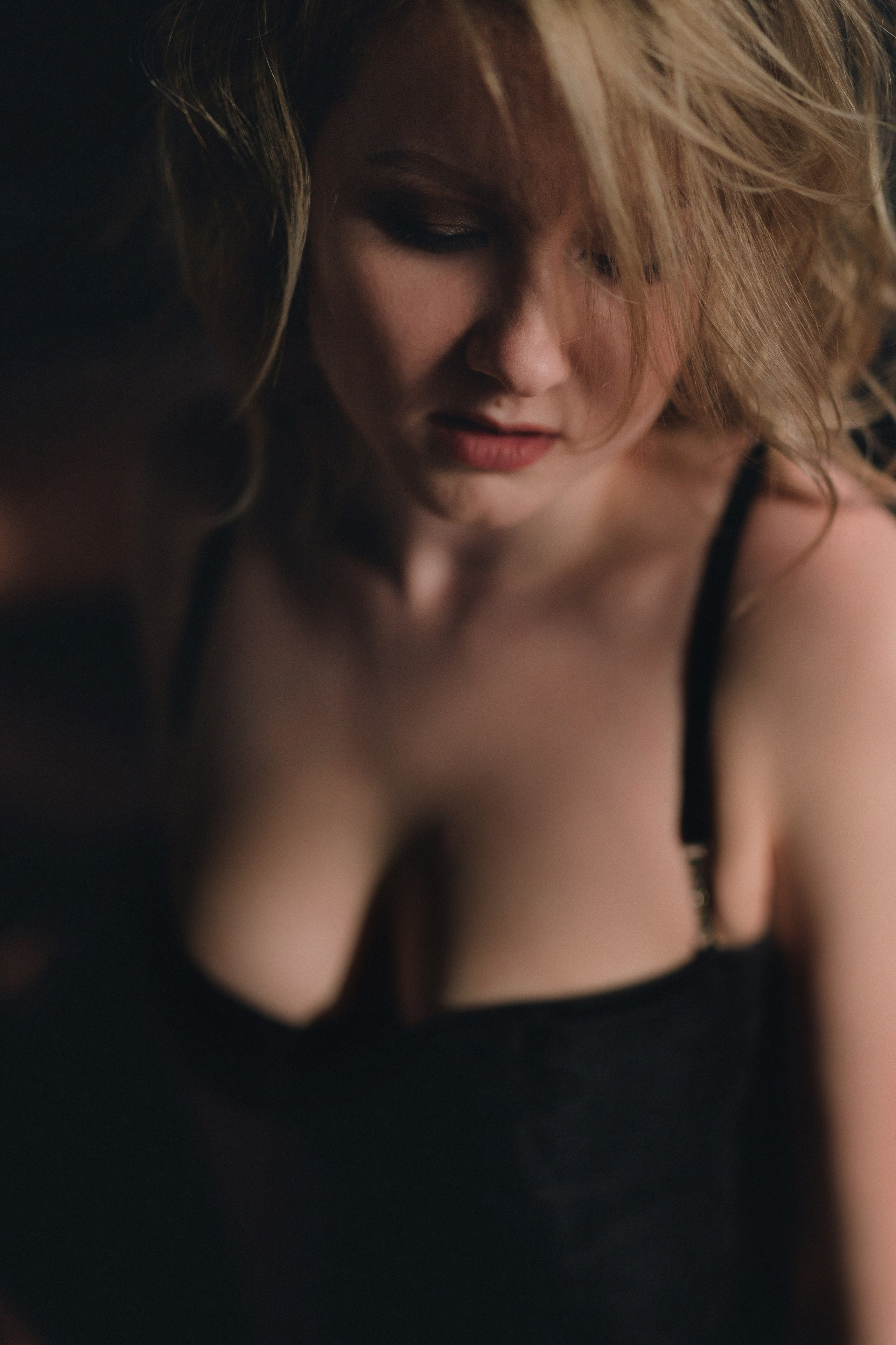 Luda. Sensualna w studio. Fotograf w Krakowie i Europie