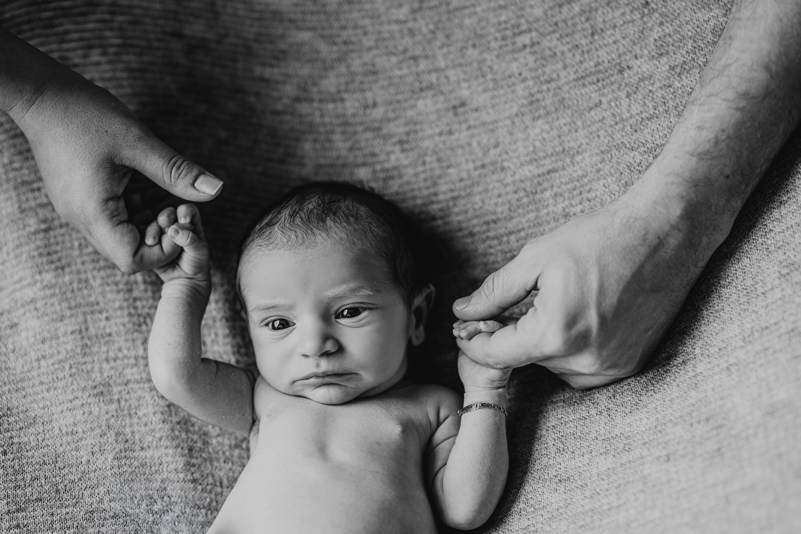 Sesión Newborn Sweet Moments: Guía Completa para Padres | Rainbox. Rainbox Estudio de Fotografía