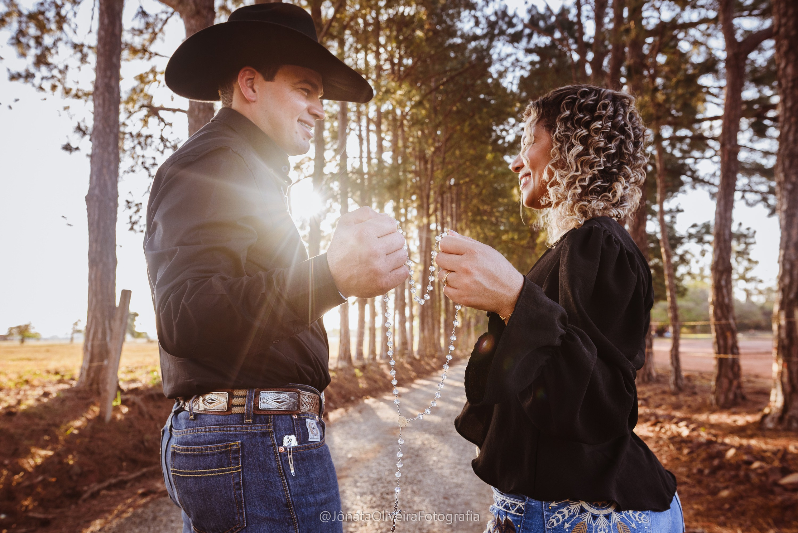 Pre Wedding Luérica e Vinicius. Fotografia de casamentos e ensaios em avaré Jônata Oliveira