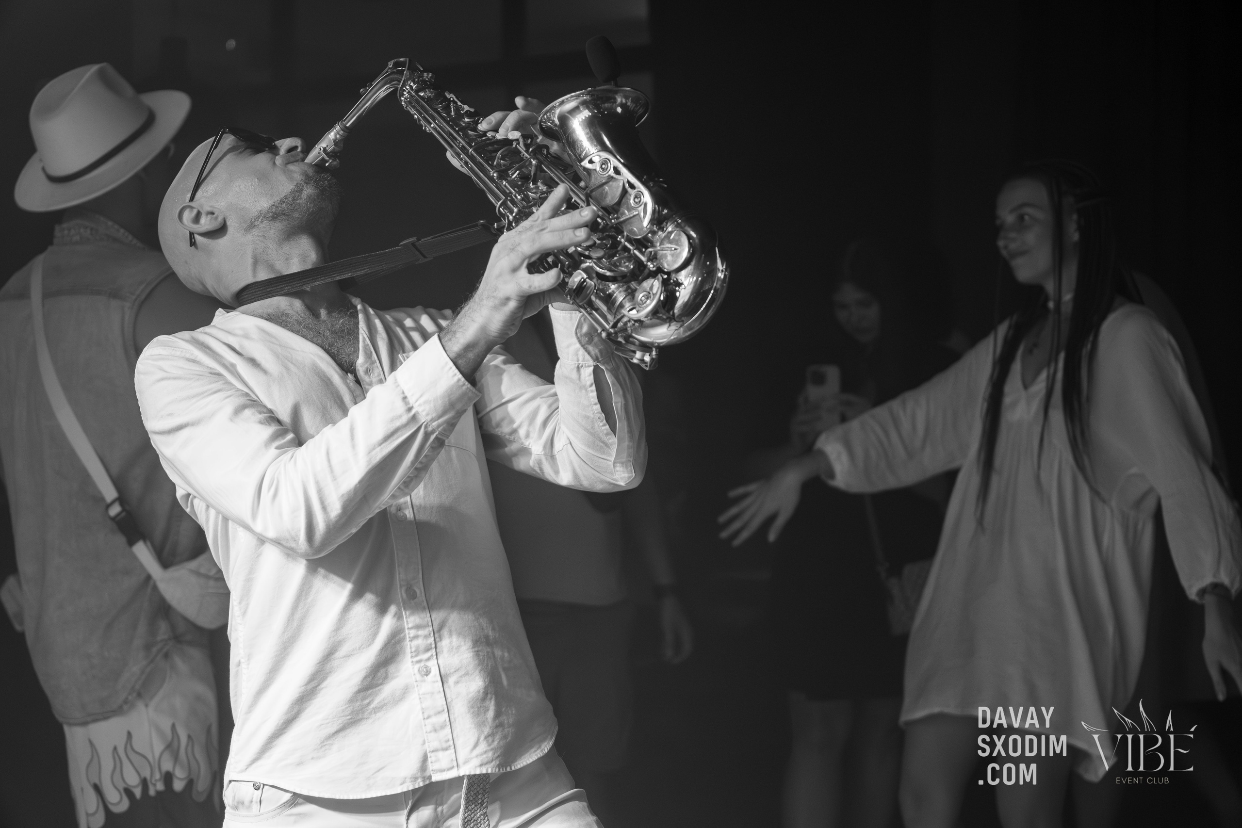 Вечеринка White Out | Фоторепортаж | Видеорепортаж | Афиша | DAVAYSXODIM.com PHUKET. АФИША|ФОТОРЕПОРТАЖИ|ИВЕНТЫ|ПХУКЕТ